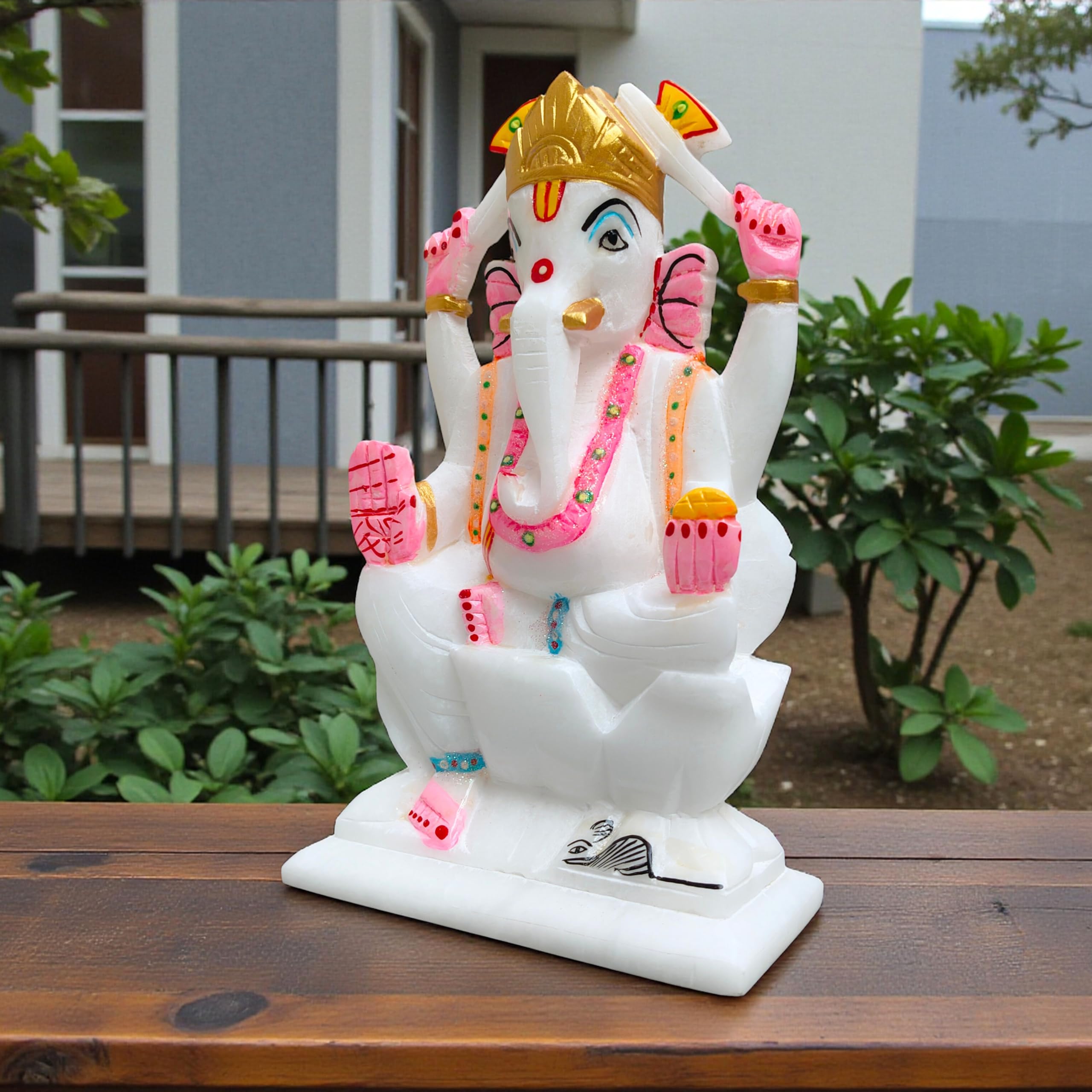Statue de Ganesh de 21,6 cm avec feuille d'or pour autel Puja