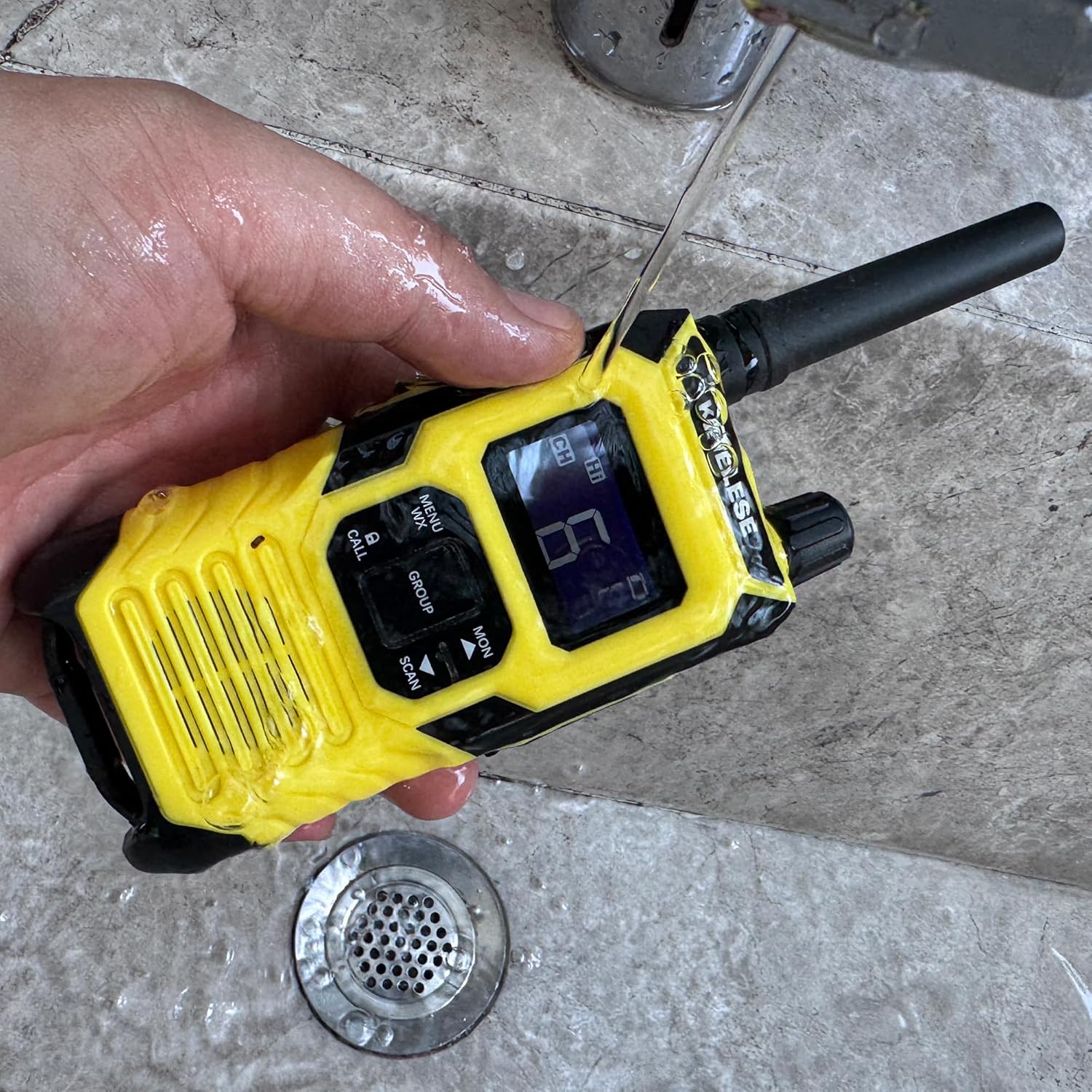 KETELESE T4 FRS Walkie Talkies Earpiece with Mic, IP67 Waterproof Two Way Radio, Walkie Talkie Long Range, 22 Channel, NOAA Weather Alert, PTT, VOX, USB C, Charge Base