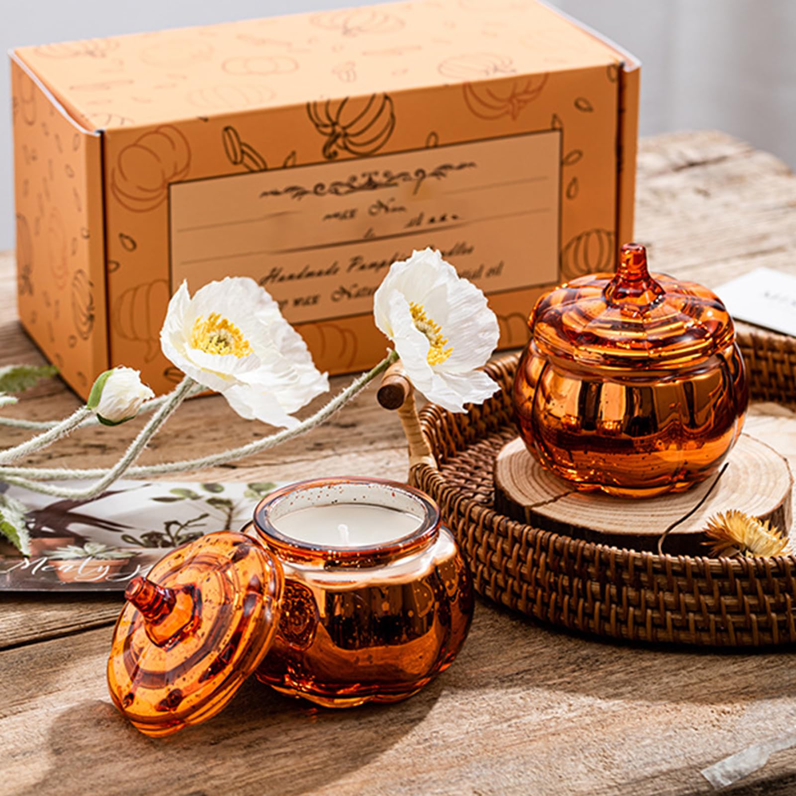 Weihnachtsdeko Herbstdeko Duftkerzen, 2er Pack Kürbis Deko Duftkerzen für Herbst Weihnachten Deko Geschenk, Sojakerzen für zu Hause, Große Kerze im Glas mit 2 Dochten, 90 Stunden Brennzeit (Lavendel)