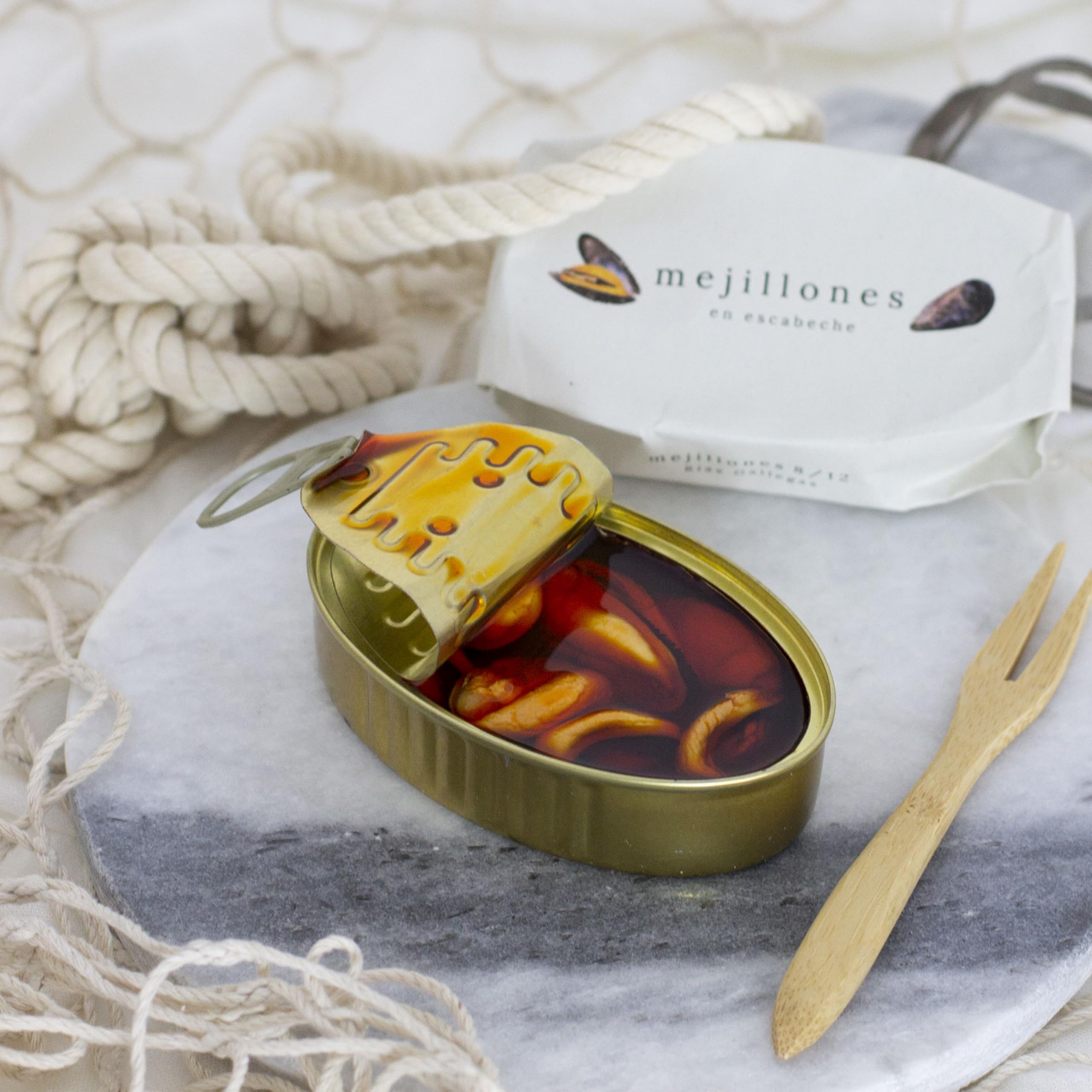 MARISKITO | Paket La Mar de Disfrutón - 6 Gourmetkonserven - Dosen mit Galicischen Konserven - Geschenkkorb - Delikatessen-Produktset