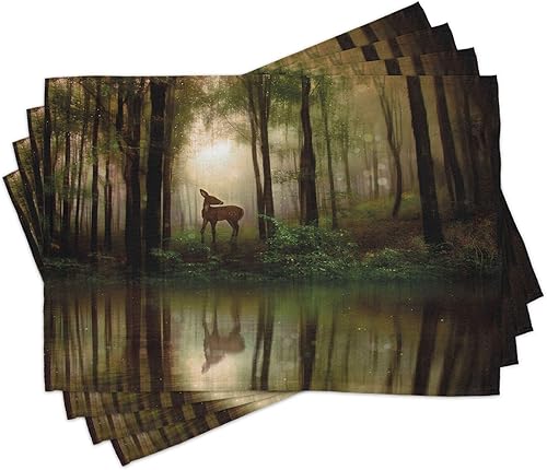 Ambesonne Nature - Juego de 4 manteles individuales de tela lavable para mesa de comedor, tamaño estándar, diseño de ciervos en el bosque con