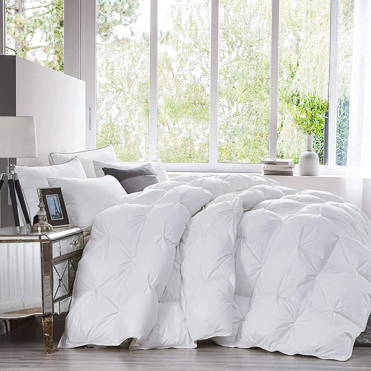 Luxurious Goose Down Feather Fiber Comforter Duvet Insert, Exquisite Pinch Pleat White Design, Oversize Palatial King White 128 x 98, Premium Baffle Box 100% Egyptian Cotton, 80 oz Fill Weight image 2 of 7 B09B9YPB4X
