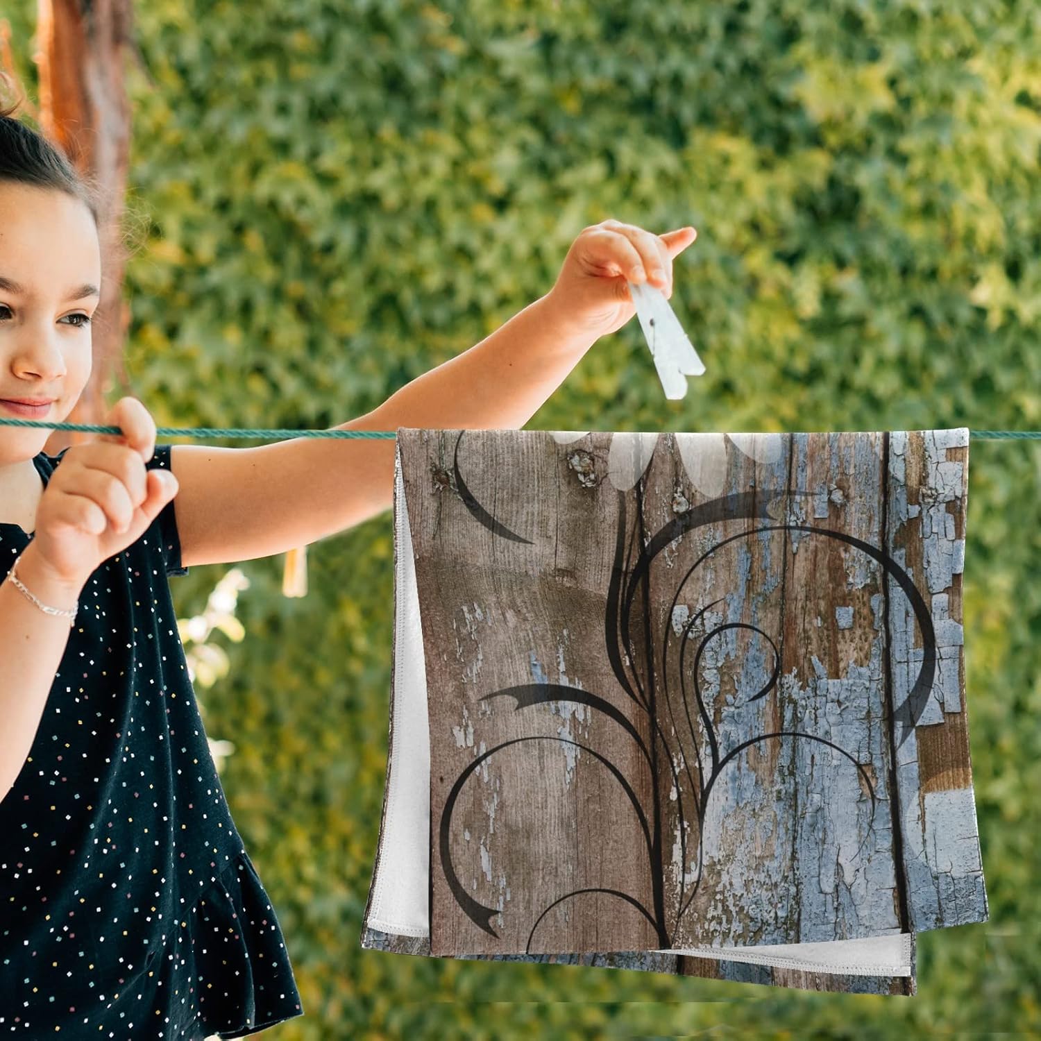 Blue Brown Hand Towels for Bathroom Set of 2 Rustic White Daisy Floral Farmhouse Spring Country Soft Absorbent Kitchen Towels,Decorative Bathroom Towels for Bath,Gym,Spa,Shower 28x14in - Image 4