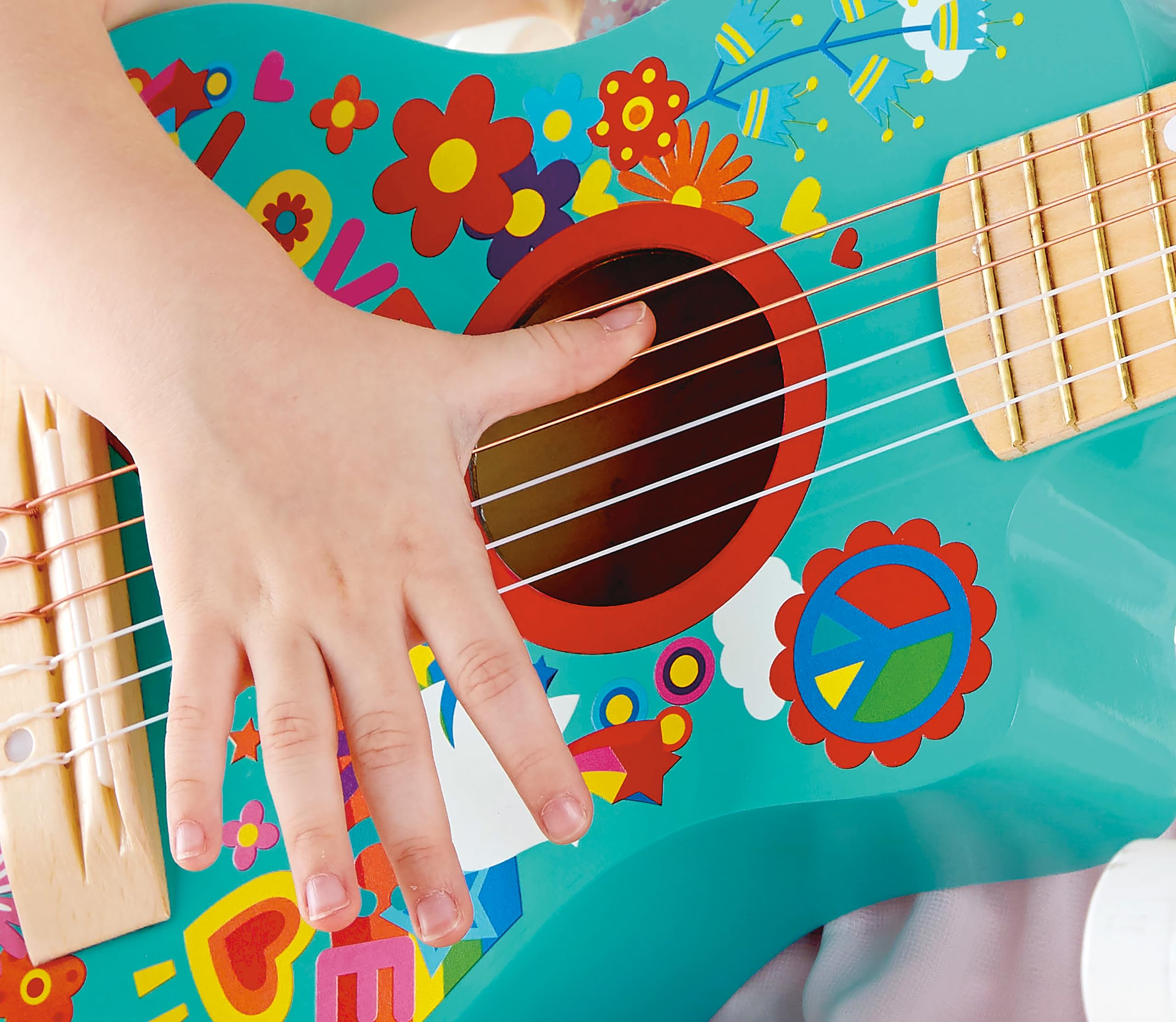 Hape - Chitarra Figli dei Fiori Blu | Strumento Giocattolo in Legno con Decorazioni Flower Power per Bambini dai 3 Anni in su