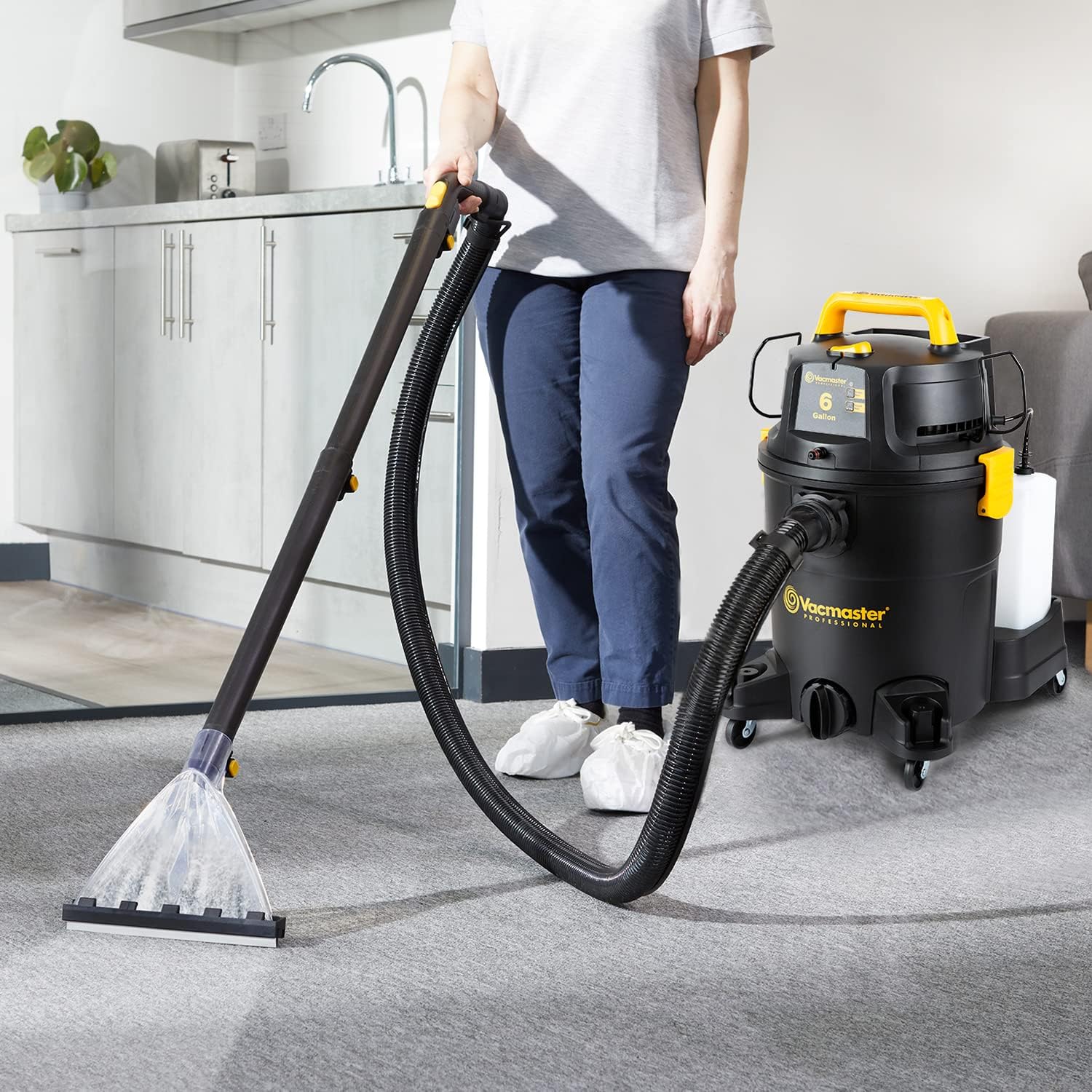 Vacmaster VK809PWR 0201 8 Gallon 5.5 Peak HP Wet/Dry/Upholstery Shampoo Vacuum Cleaner : Everything Else
