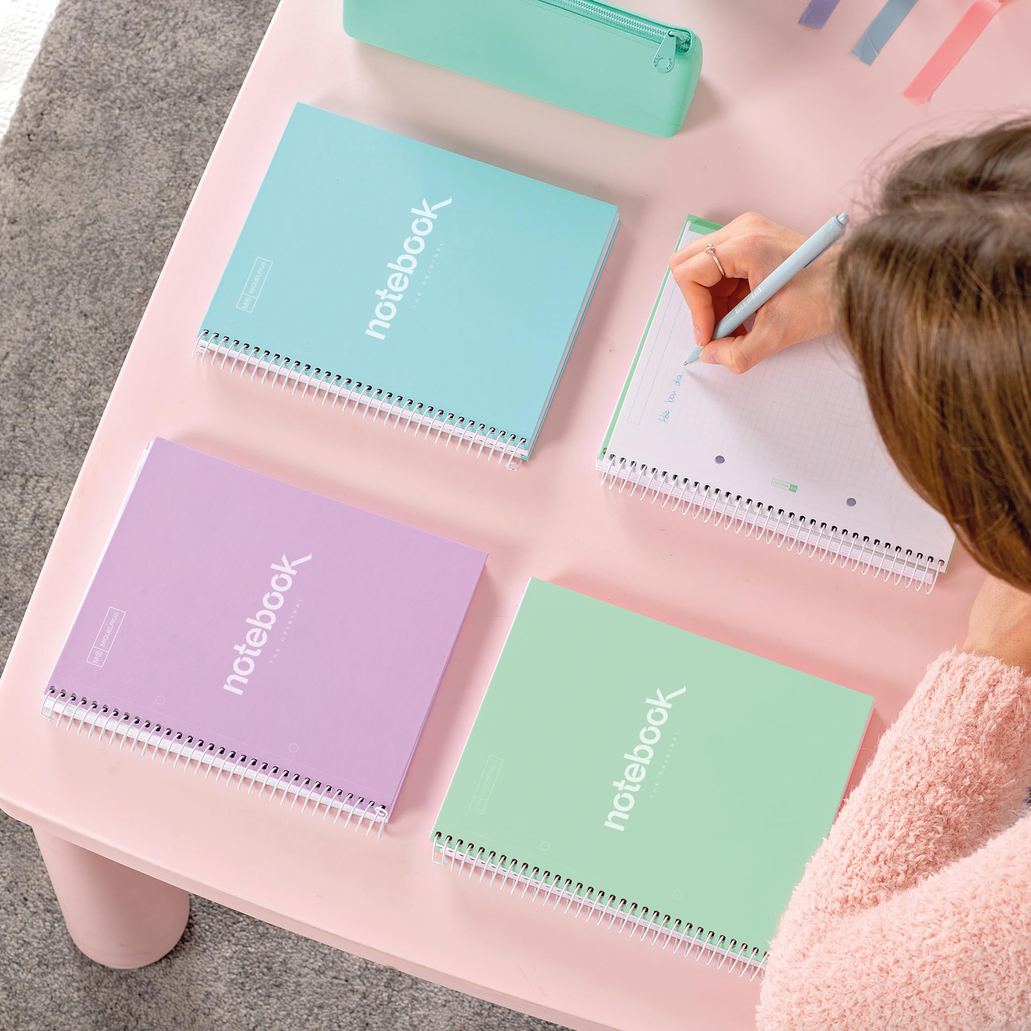 Miquelrius Quaderno A5 Notebook Emotions 80 Fogli 90 g/m² Righe Orizzontali 7 mm Spirale Microforata Copertina Extra Rigida Lavanda
