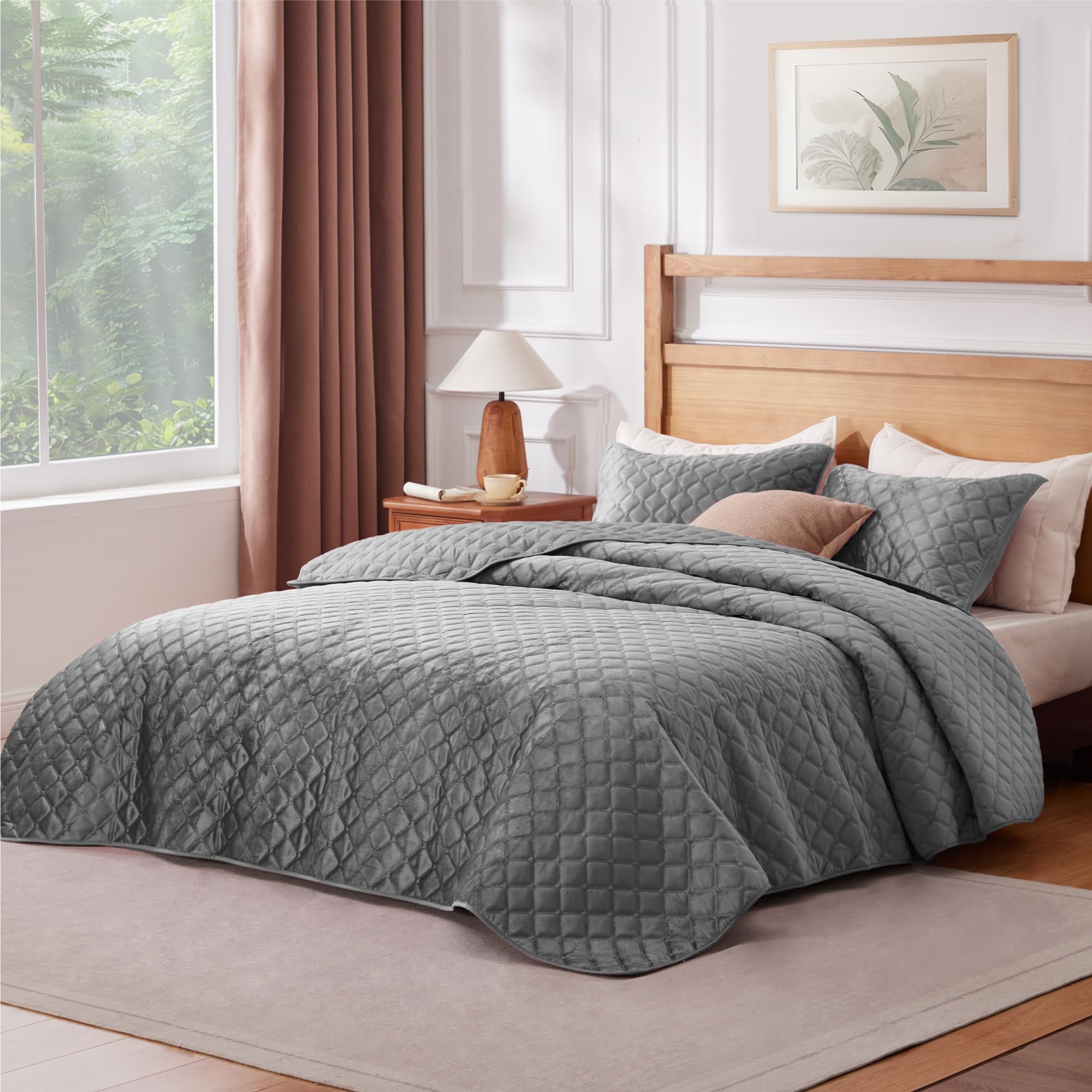 Sophia & William Velvet Queen Bedspread, 3D Air Layer Coverlet, Super Soft Lightweight for All Season, Grey (1 Coverlet 88x92", 2 Pillow Shams 26x20")