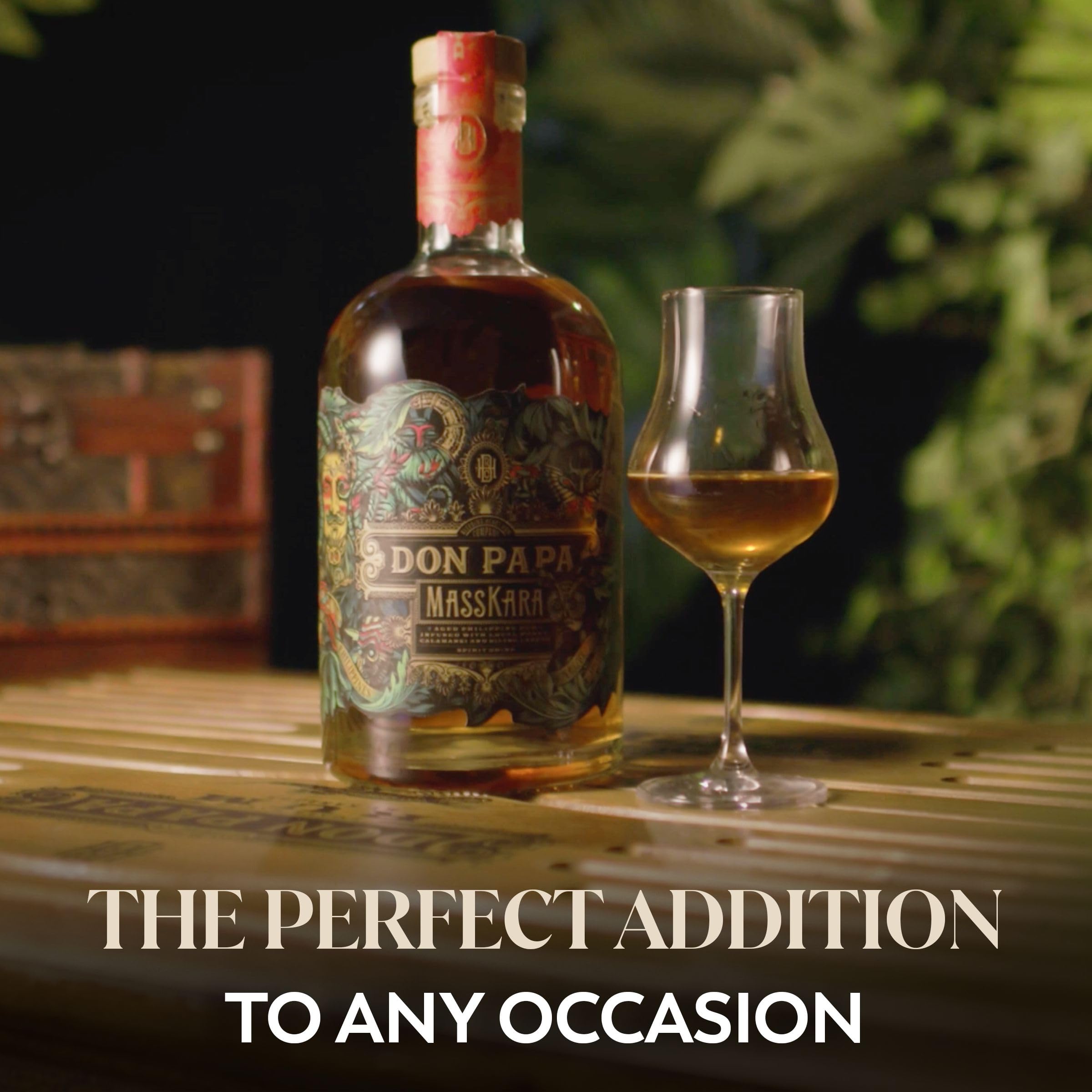 Don Papa Masskara, 700 ml, alc. 40% vol., ron especiado, destilado en Sugarlandia, Filipinas, edición de lujo e idóneo para cócteles