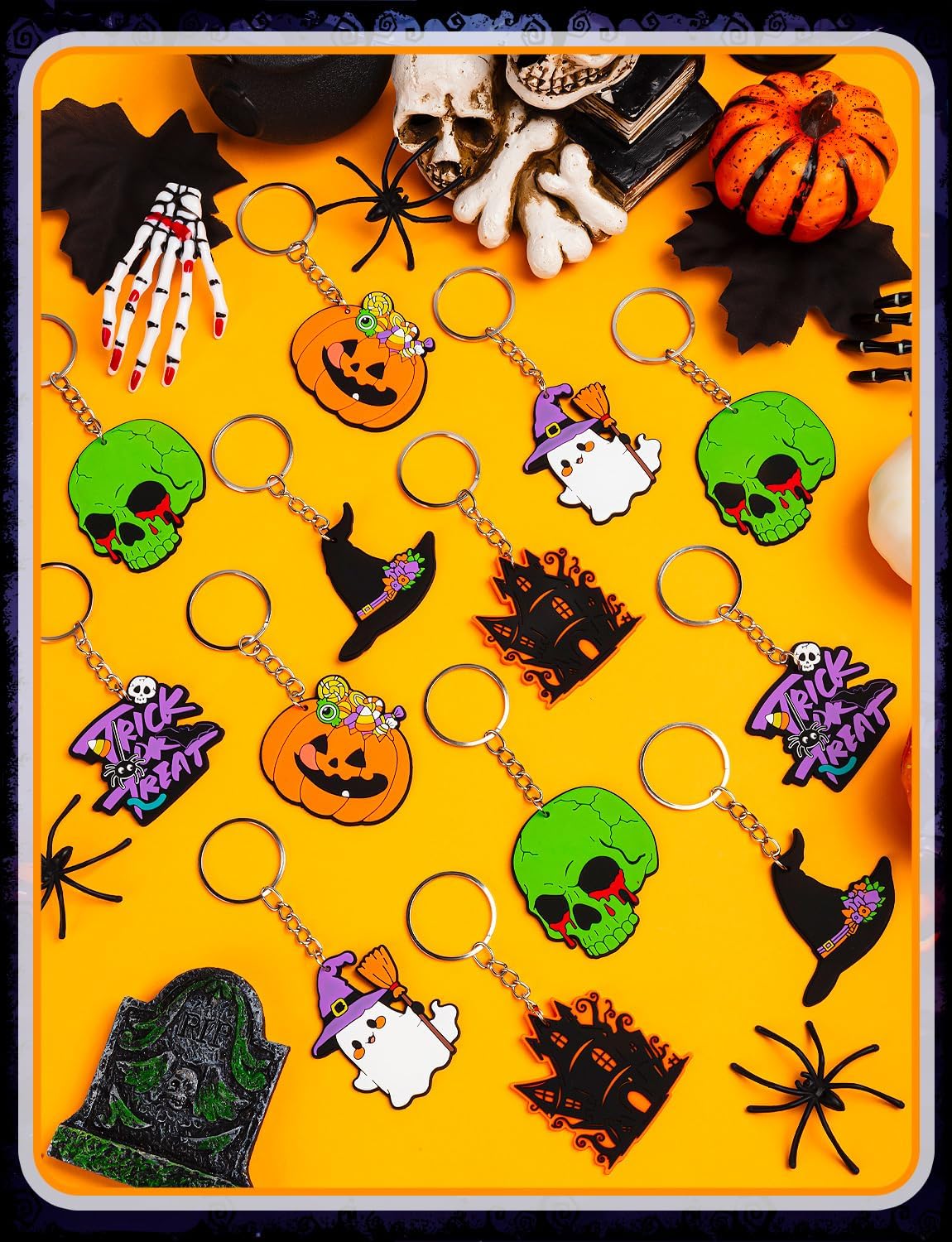 30 Pcs Halloween Keychain Set - Horror Keychains Party Favors