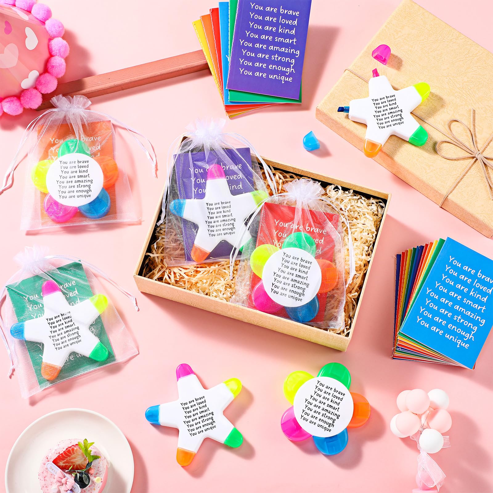 AmazingSpark 18 Sets Schulanfangs-Geschenke für Schüler, Textmarker mit Mini-inspirierenden Notizbüchern, Organza-Beutel, 5-in-1, fluoreszierende Stifte, Bestätigungsgeschenke für Schule