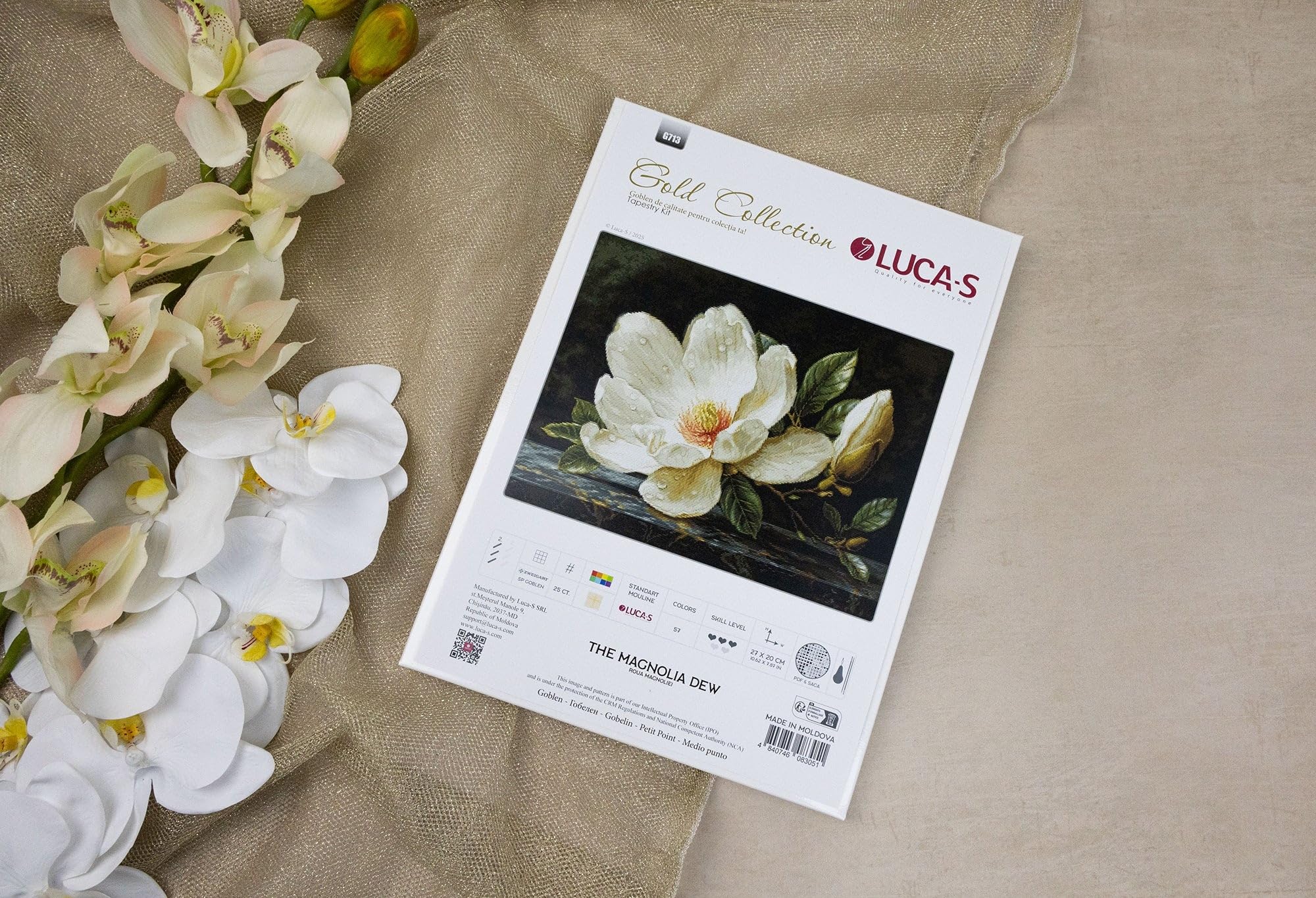 Luca-S - B2352 - Nichoir Et Roses - Kit Point De Croix Compté