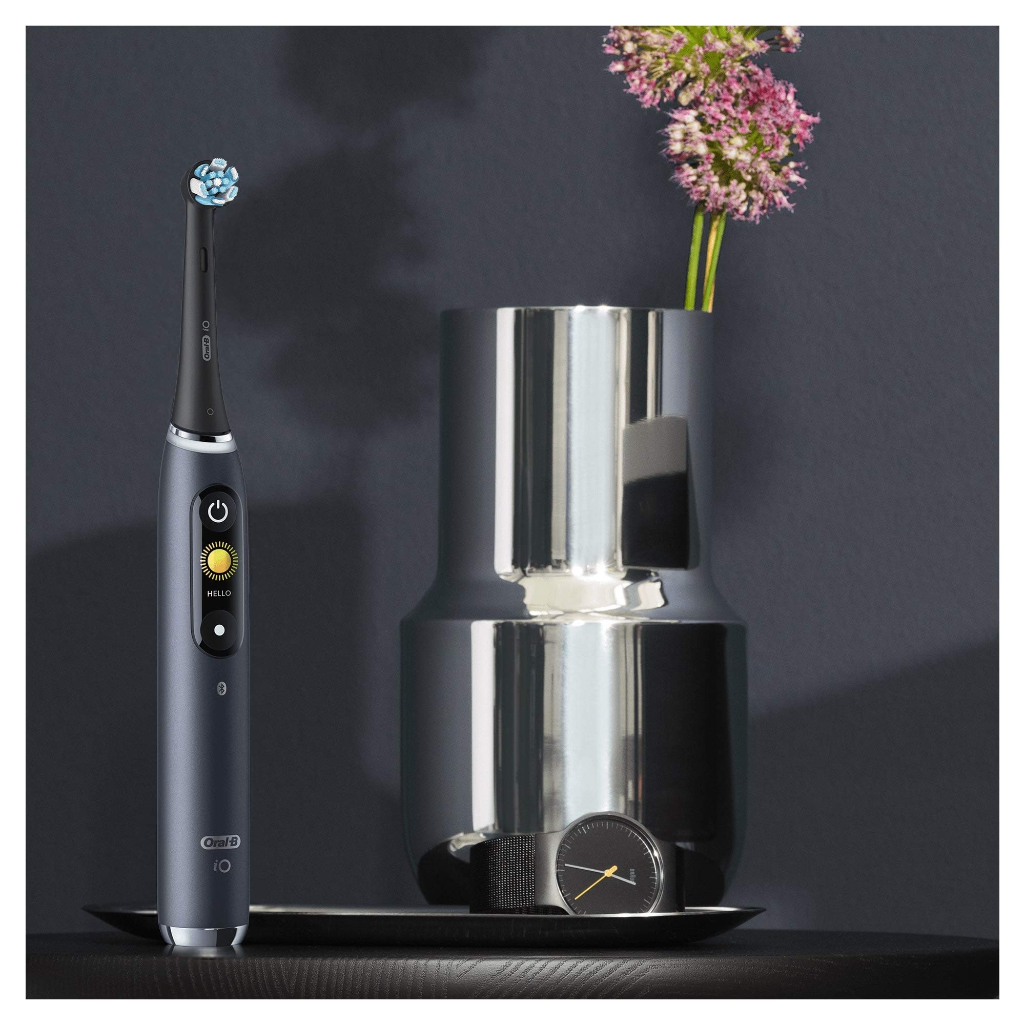 Oral-B iO 9 Elektrische Zahnbürste/Electric Toothbrush mit revolutionärer Magnet-Technologie & Mikrovibrationen, 7 Putzprogramme, 3D-Zahnflächenanalyse, Farbdisplay & Lade-Reiseetui, black onyx