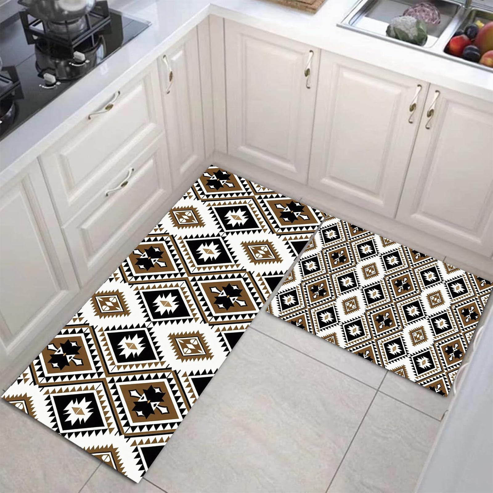 Alfombras de cocina lavables JEDTAKCT de 2 piezas en marrón moca con diseño geométrico marroquí