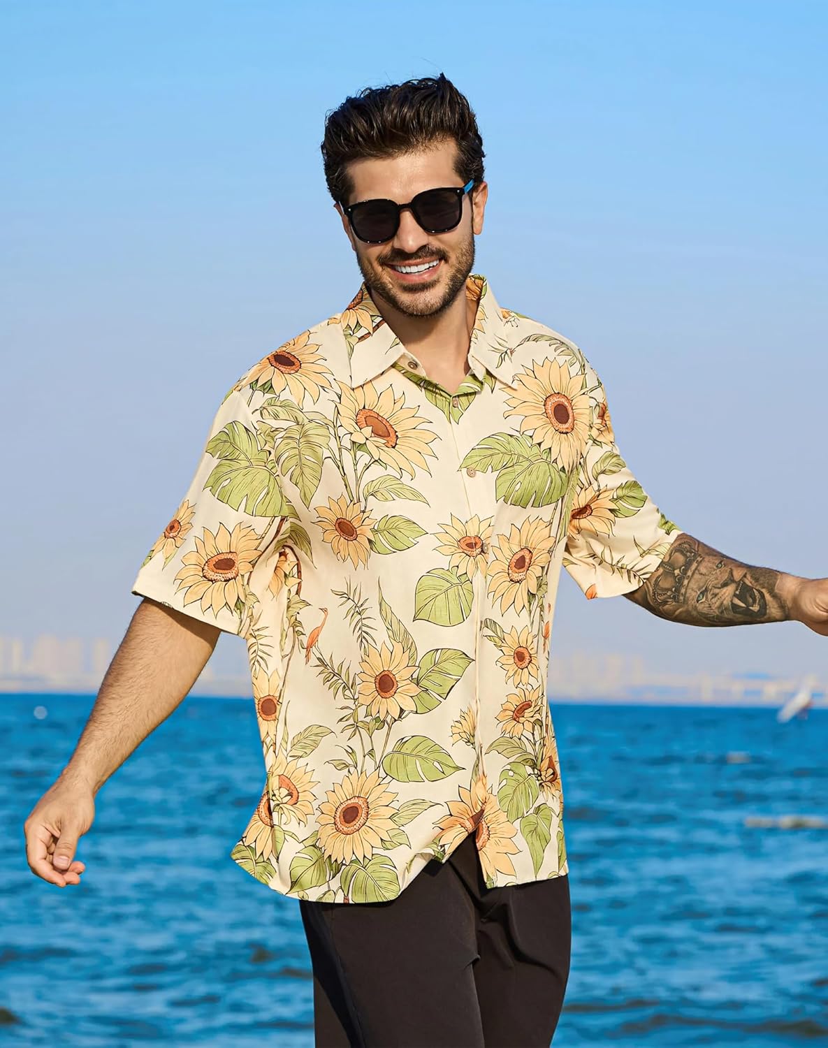 Radiant Sunflower Retro 70s Style Hawaiian Aloha Shirt for Men with Pocket
