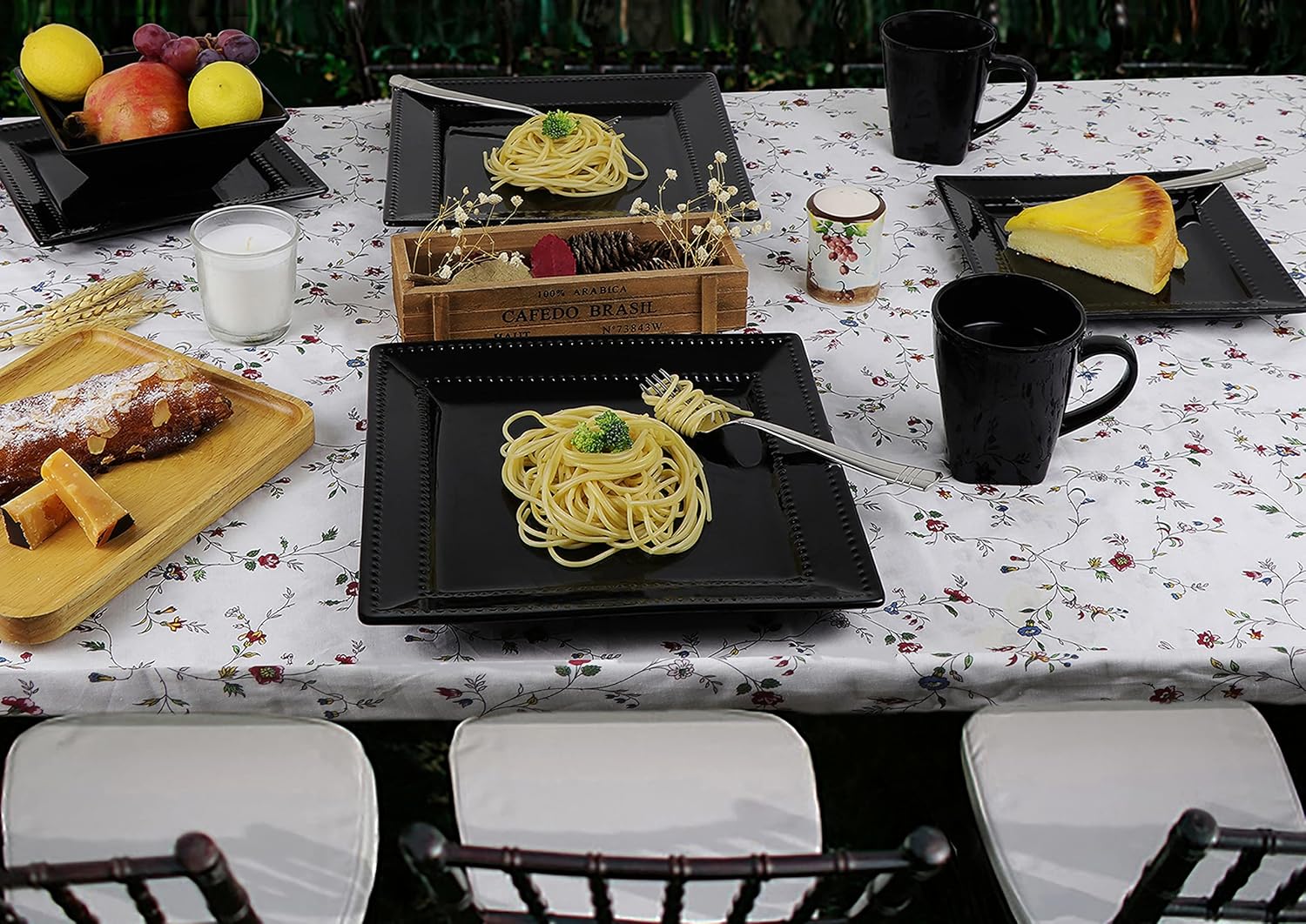 16 Piece Square Beaded Stoneware Dinnerware set by Lorren Home Trends, Black