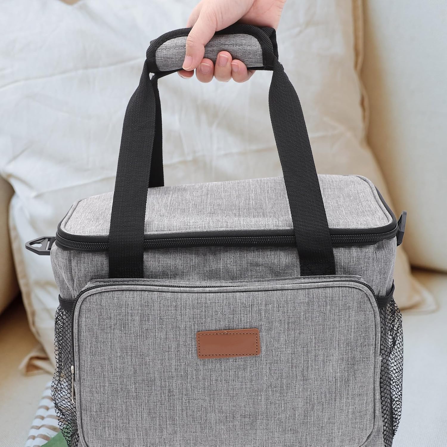 Wear Resistant Small Sewing Machine Storage Bag Oxford Cloth Carrying Case with Capacity Double Zipper Ergonomic Handle for Travel and Outdoor Sewing Tool Organization
