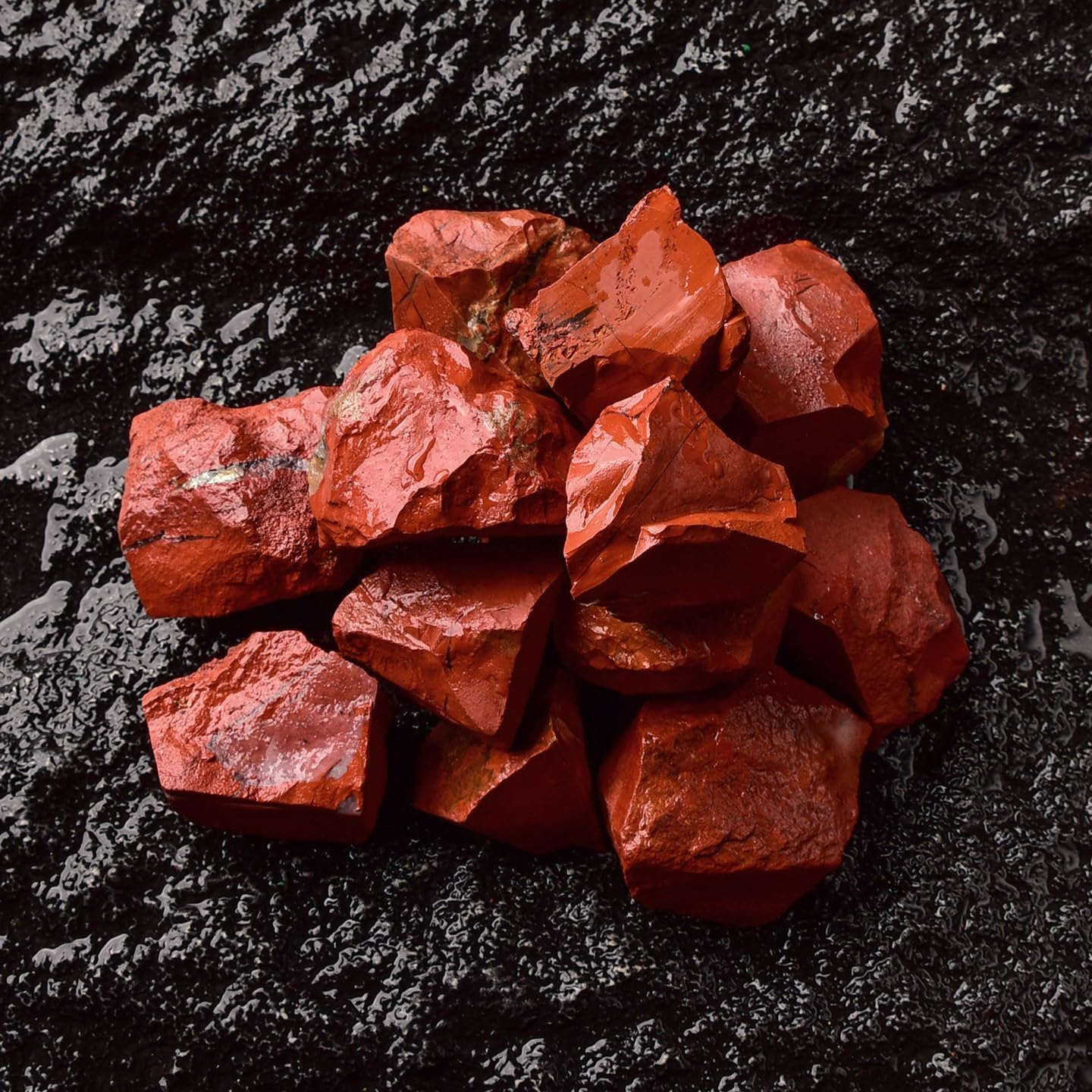 WHZHDMA Bulk Natural Crystal Rough Stone Natural Red Jasper Ore Specimen Crystal Rough Stone Crushed Stone Demagnetized Stone Crystal Ornaments Rocks Stones and Crystals