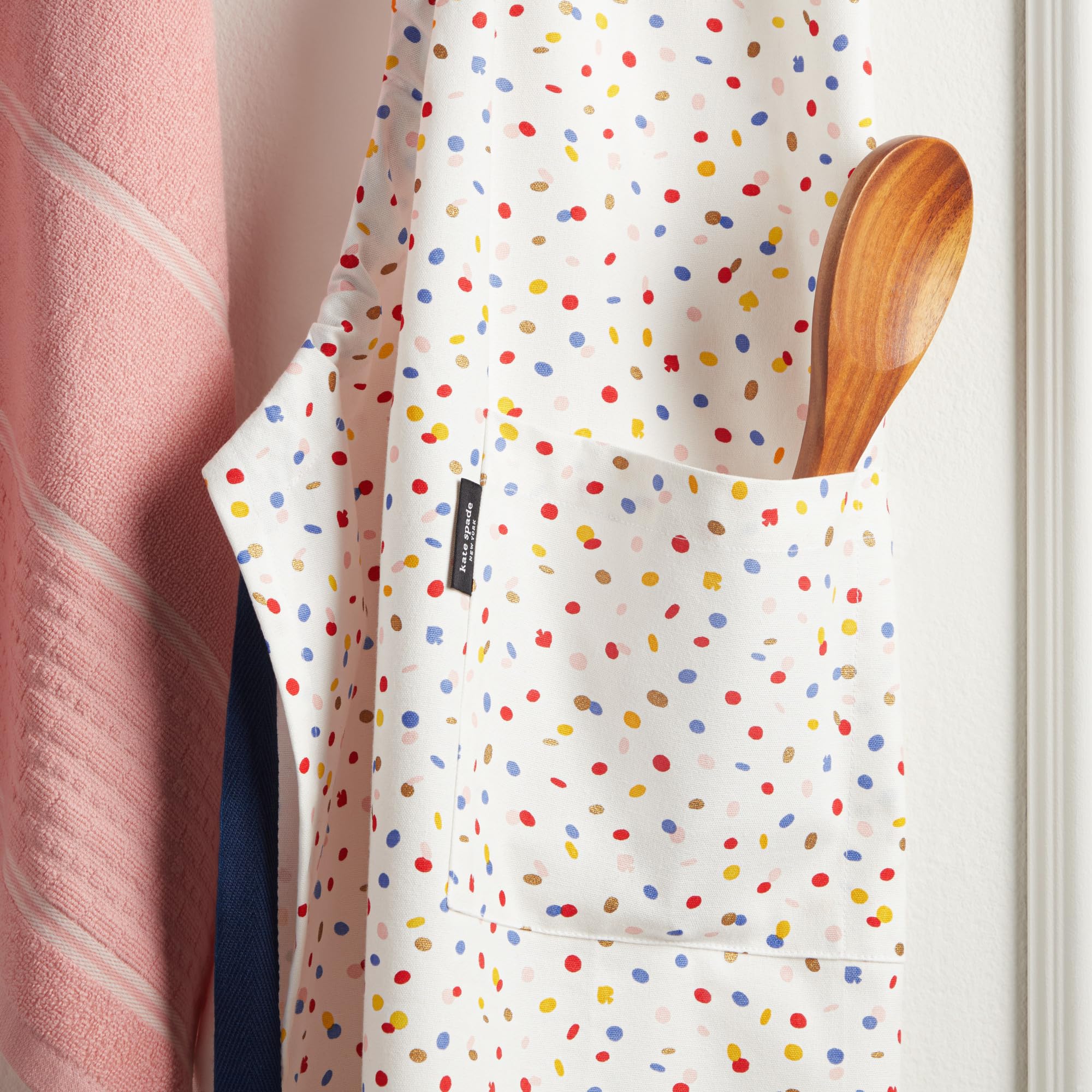 ケイトスペード kate spade New York エプロン 新品未使用品 Amazon｜ケイト・スペード ニューヨーク スパークリングコンフェッティ