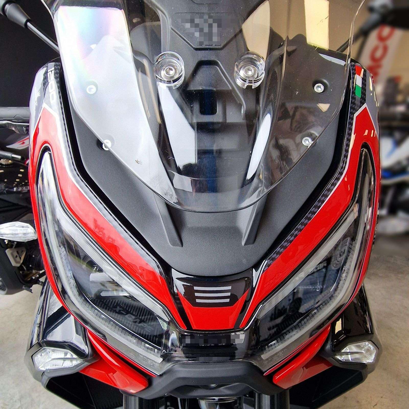 Resin Bike Autocollant Moto Compatibles avec Moto Morini X-Cape 1200 2025-2026. Protections Phare Contre Les Chocs et Les Éraflures. Autocollant 3D Résinés Made in Italy