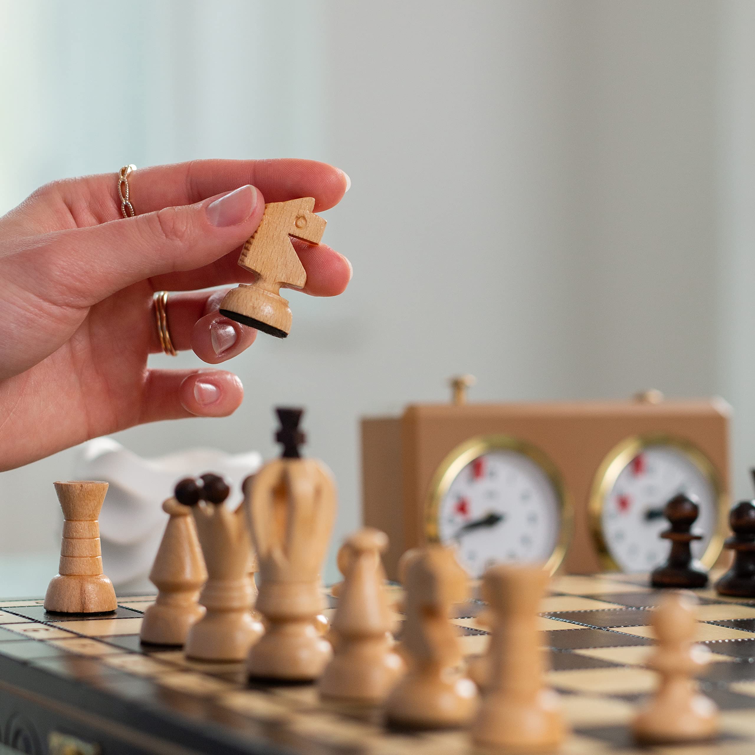 Jeux Dames Bois Set Great Kingdom | 2 en 1 | Master of Chess Echiquier Voyage Brun | Chess Board 35cm | Chess Set | Jeu de Dames en Bois Luxe | Fait Main Jeux Dechec Adulte et Les Enfants
