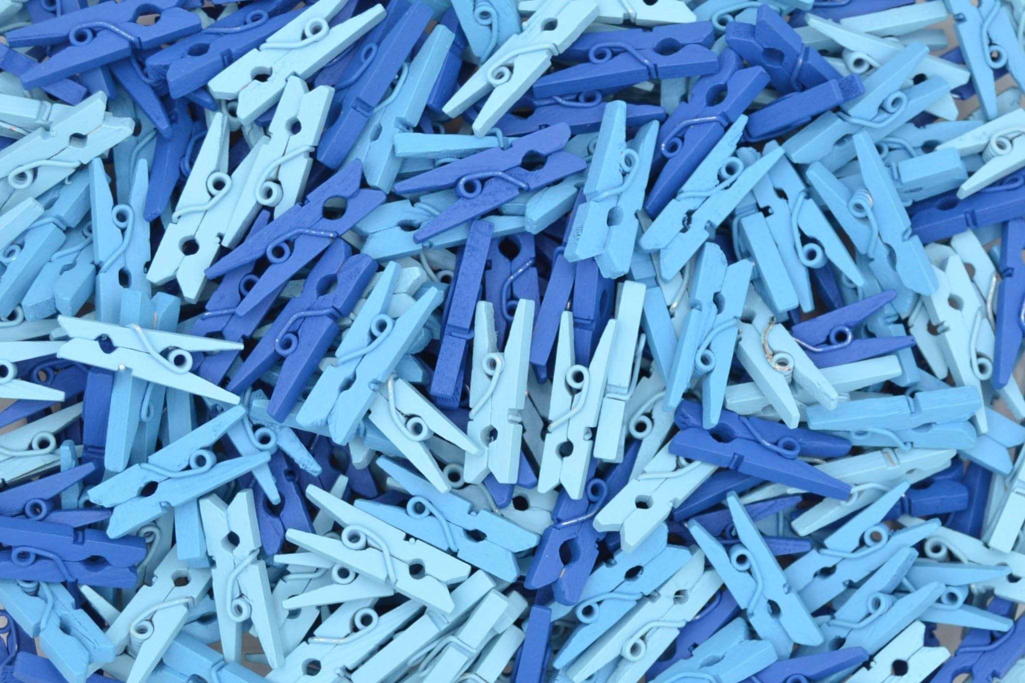 celloexpress Blue Mix 25mm Mini Wooden Craft Pegs - Scrapbooking, Display Photos & Keepsakes (Pack of 100)