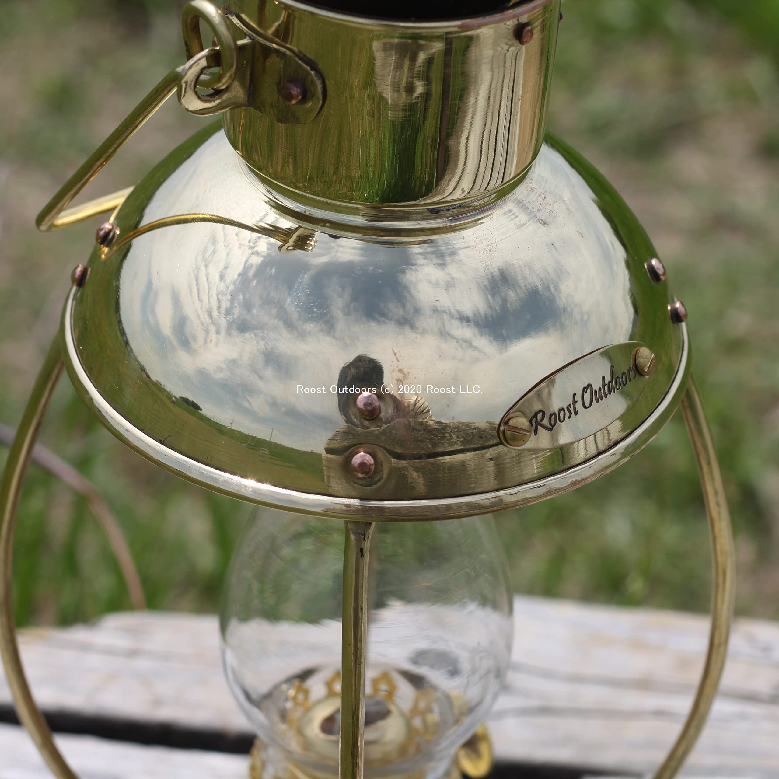 Roost Outdoors Brass Long Shape Trawler Oil Ship Lantern (真鍮トローラーオイルランタン ロングシェイプ） ネルソンランプ アンカーランプ ケロシン ランタン 真鍮ランタン ブラスランタン ロングシ Amazon.co.jp: Roost Outdoors Brass Long Shape Trawler Oil Ship