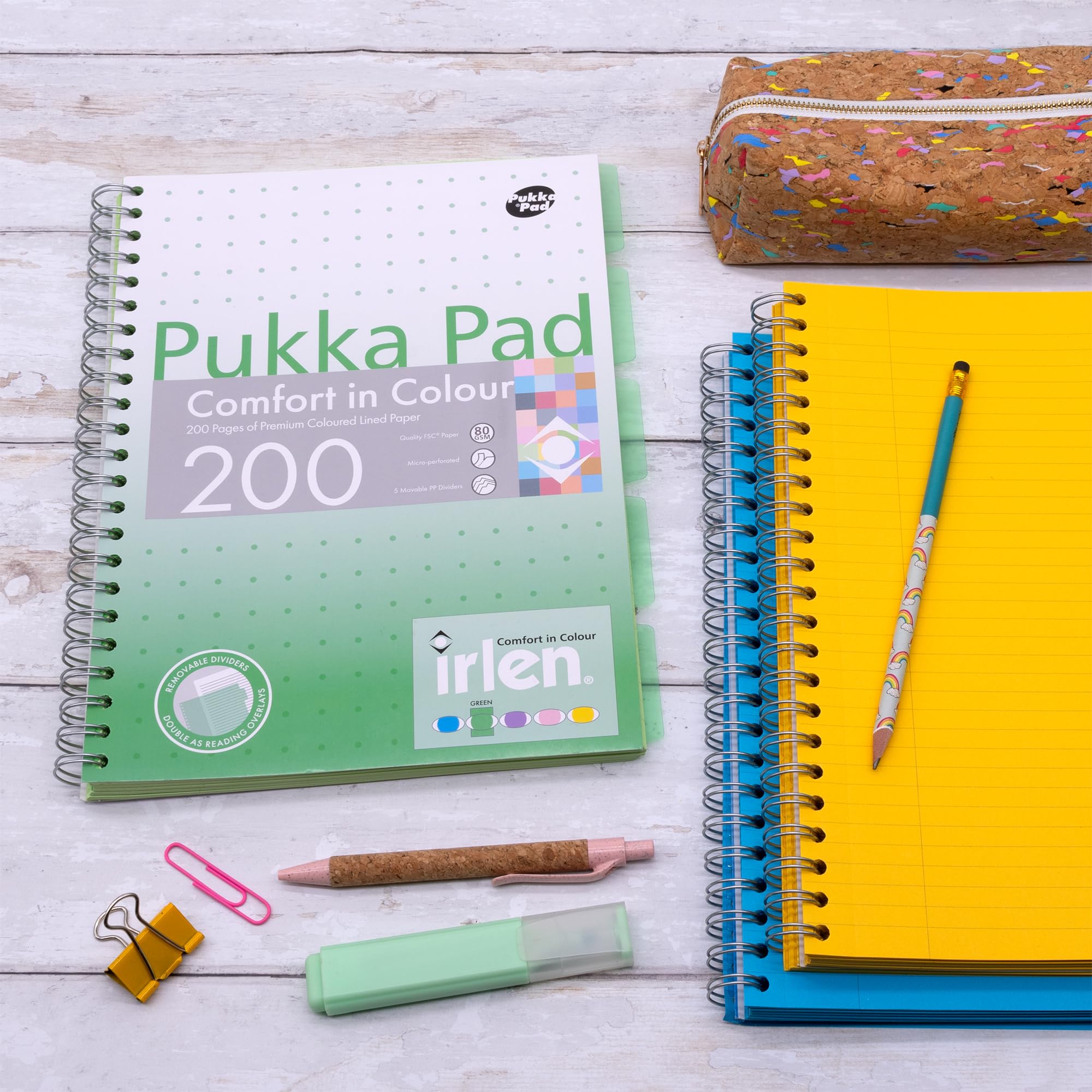 Pukka Pad Irlen Lot de 3 cahiers de projets A4 – 200 pages, 100 feuilles de papier ligné et coloré 80 g/m² & 5 intercalaires repositionnables – Conçu pour les difficultés de perception visuelle