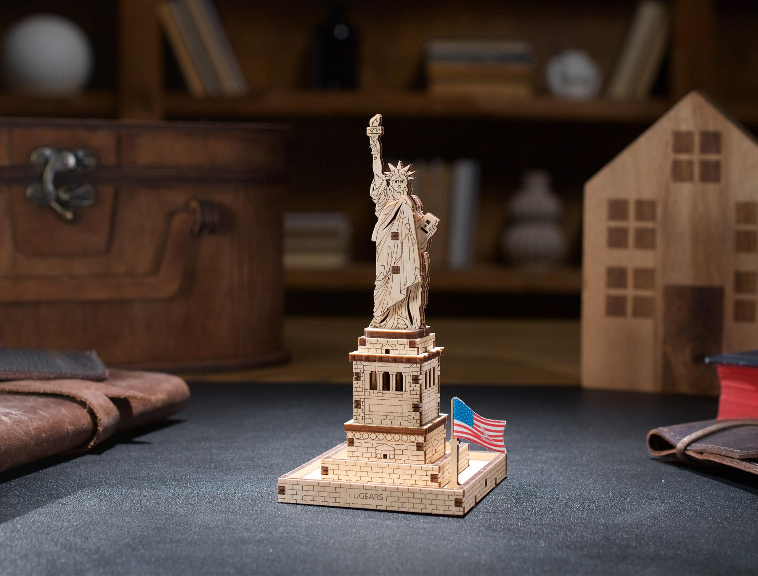 自由の女神 LEDライトスタンド(3D木製パズル) 自由の女神 LEDライト