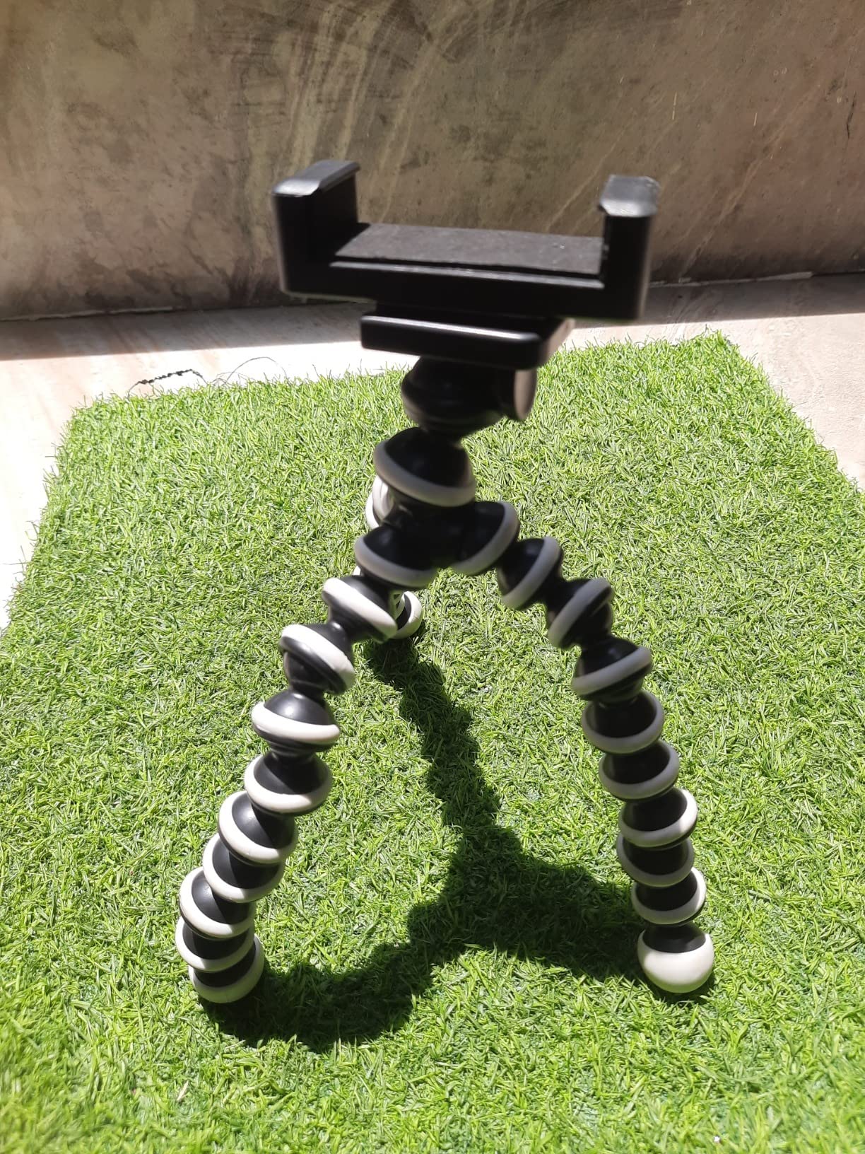 Buy THREE PM Mini Gorilla Tripod for Mobile Phone with Phone Mount