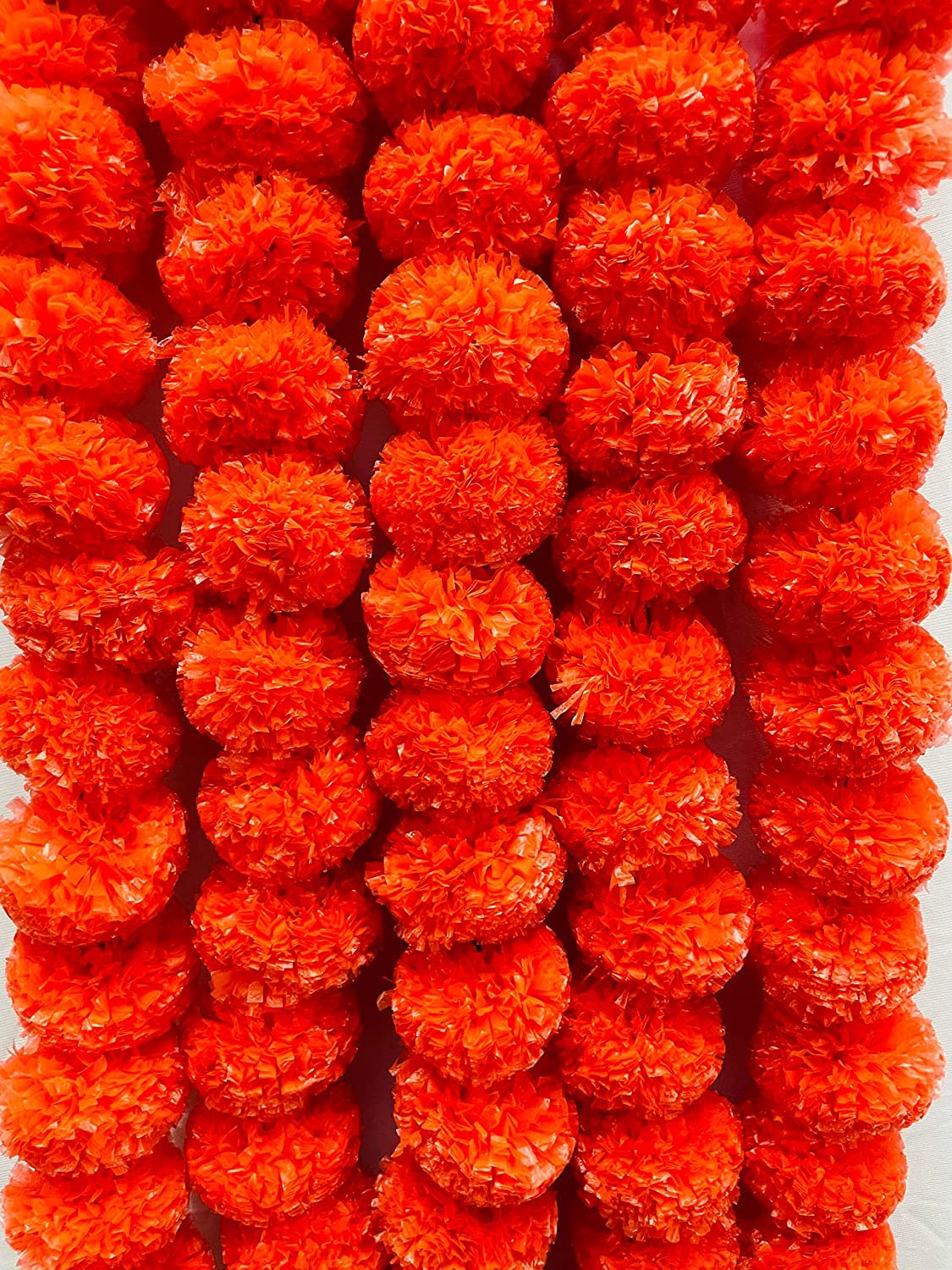 Guirlande de fleurs de calendula pour embellir un balcon sans entretien