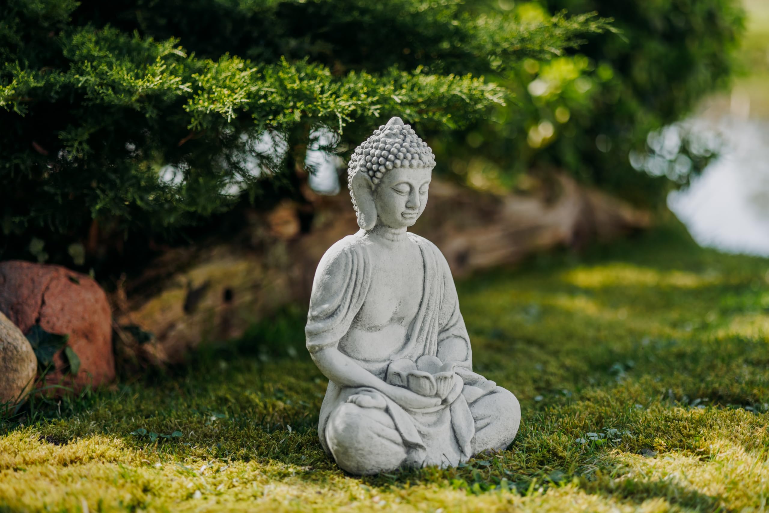 gartendekoparadies.de Buddha mit Schale, Steinfigur, H. 38 cm, 11 kg, Grau, frostsicher aus Steinguss für Außenbereich