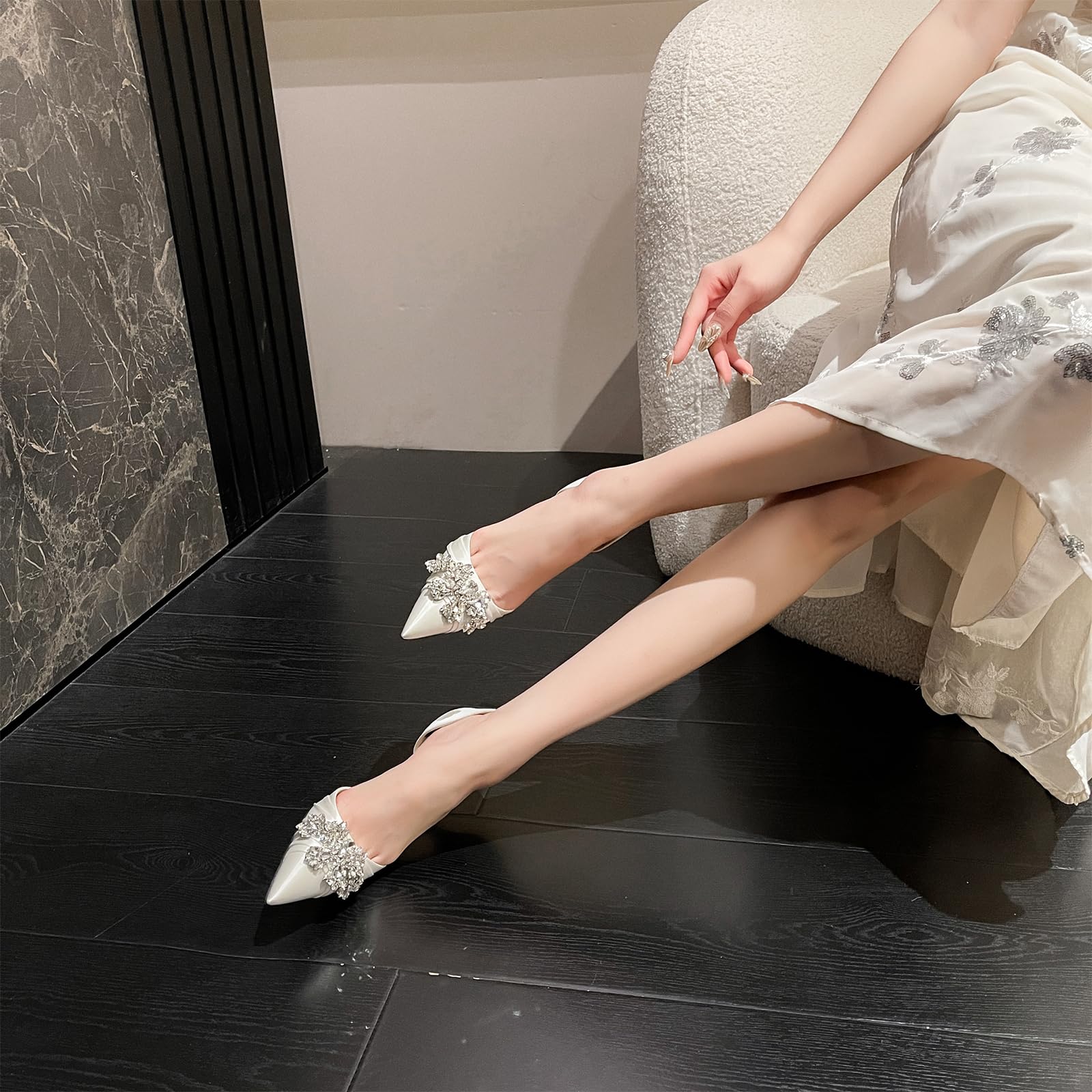 Scarpe da Sposa con Tacco a Spillo in Raso Decorazioni con Cristalli e Suola Antiscivolo in Gomma,Modèle HD116