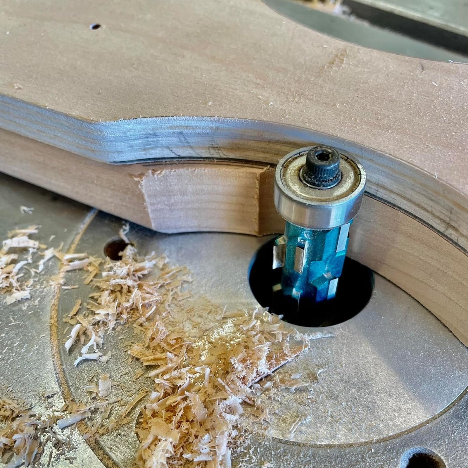 Eujgoov Punta per Fresatura a Filo con Codolo da 12 Mm, Doppio Cuscinetto, Spirale in Metallo Duro, Lunghezza di Taglio di 65 Mm, Strumento di Rifinitura per la Lavorazione del Legno,