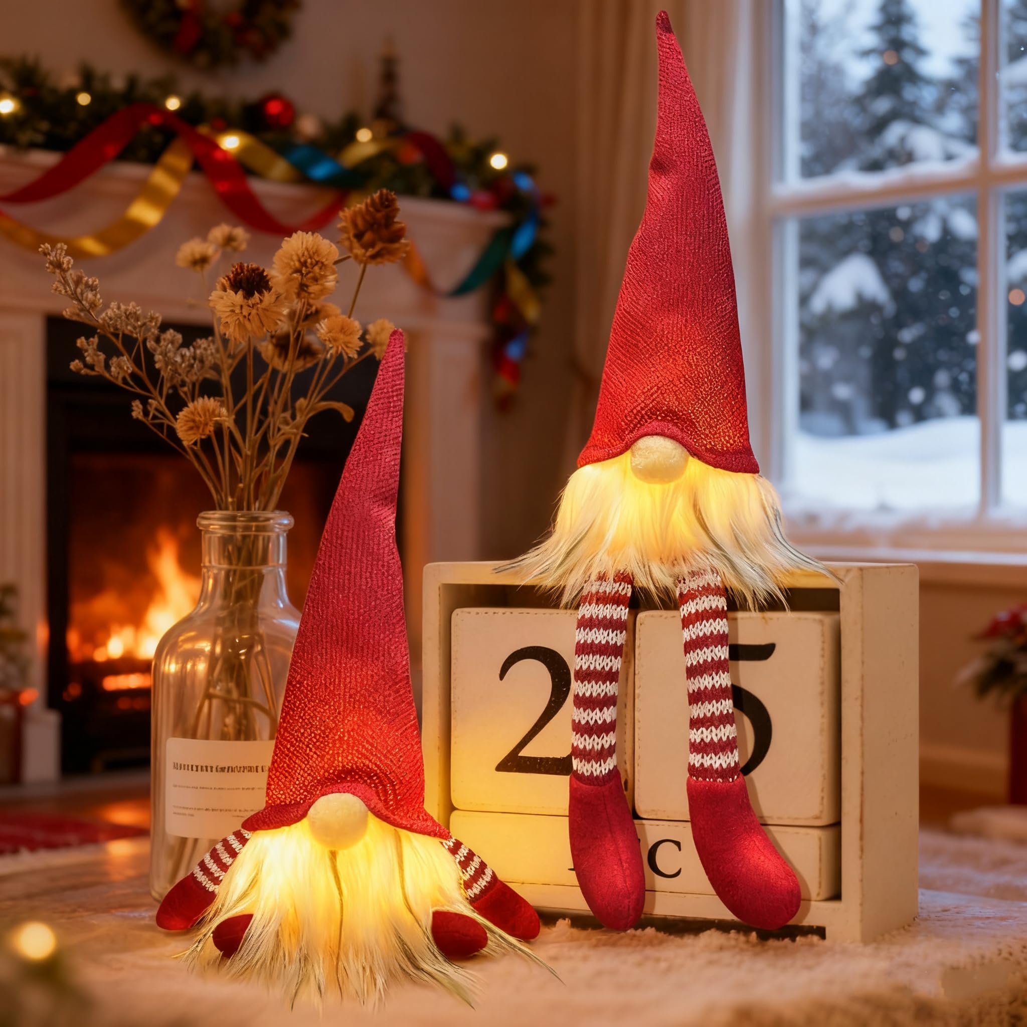Kerst cartoon kleine kabouter verstopt achter een struik Happy winter vector print. Vrolijk