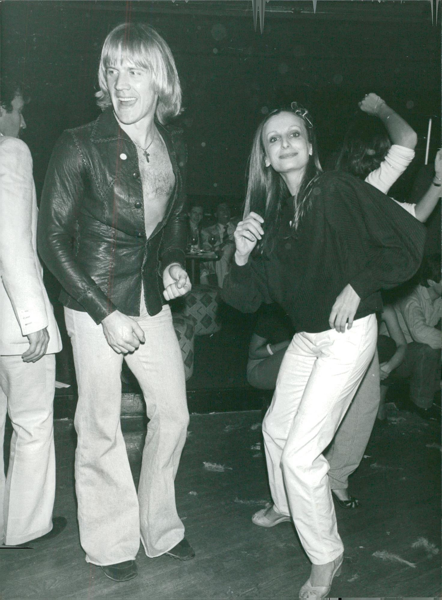 Amazon Com Vintage Photo Of Alexander Godunov Ballet Dancer Home Kitchen