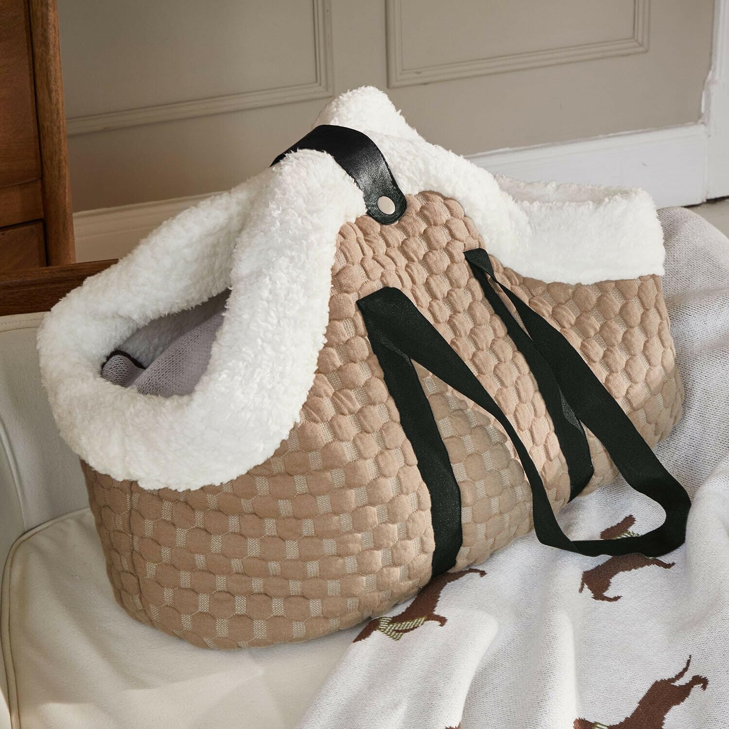 Loberon Brisette Borsa per Animali Domestici - Soffice e Morbido all'Interno - Linee rette, Marrone/Crema