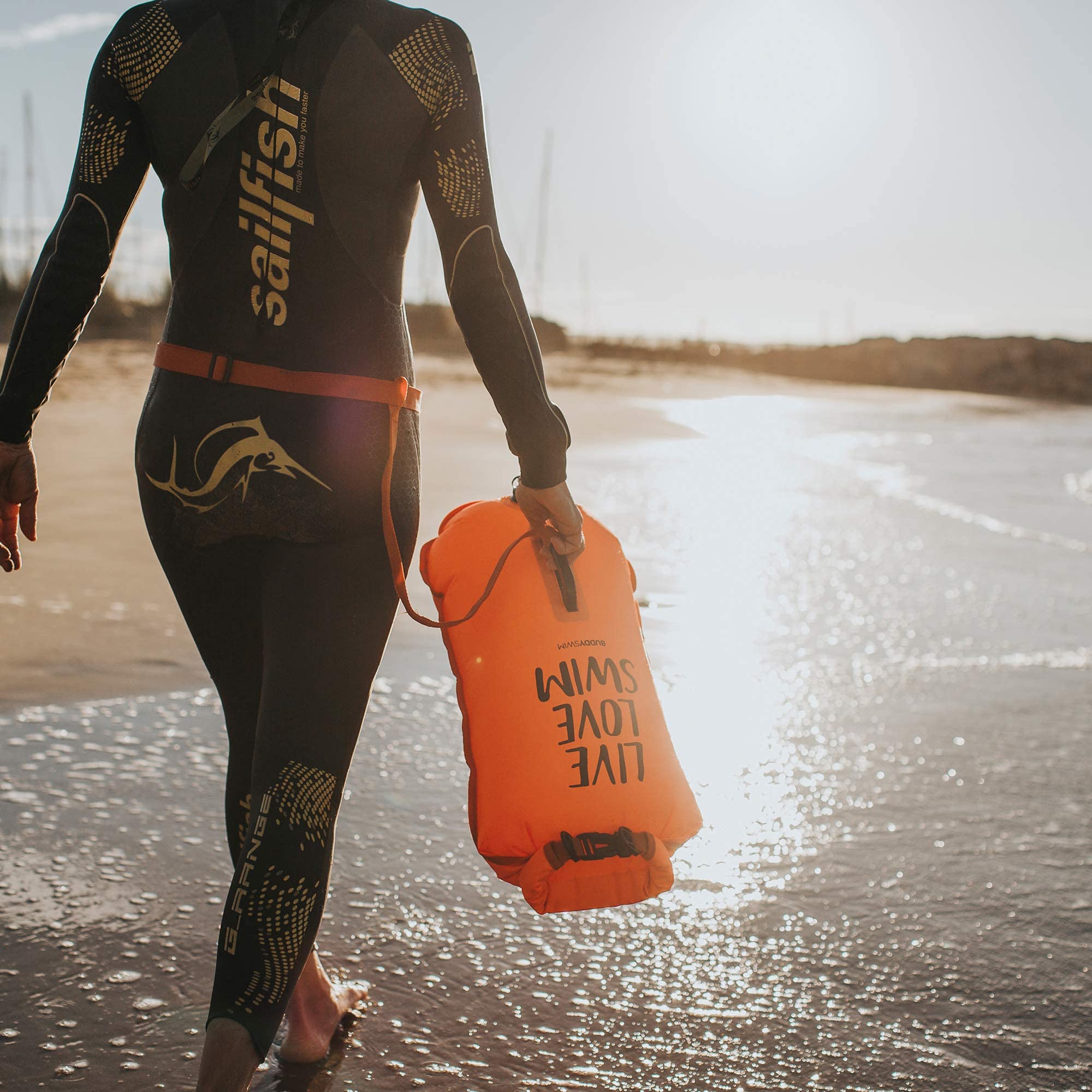 Set Boya Natación Aguas Abiertas 28 litros y Gorro de Natación. Boya de Natacion de Seguridad para Nadar en Aguas Abiertas con Bolsa Estanca Impermeable y Gorro de Silicona.