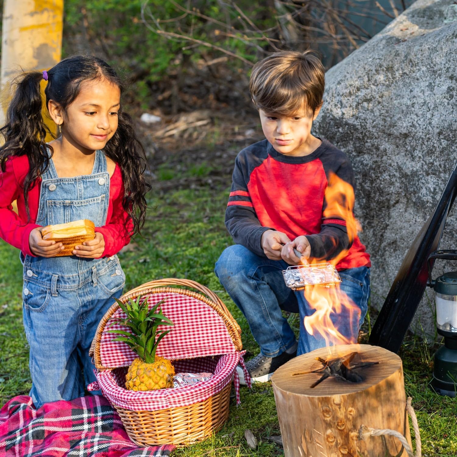 dynamisches Huckleberry Duo - Roast-a-Toast Sandwichmaker & Popcorn Maker für Outdoor Camping - Lets go Outside - Duo Popcorn + Sandwich, Outdoor Pfadfinder Camping Kinder Lagerfeuer