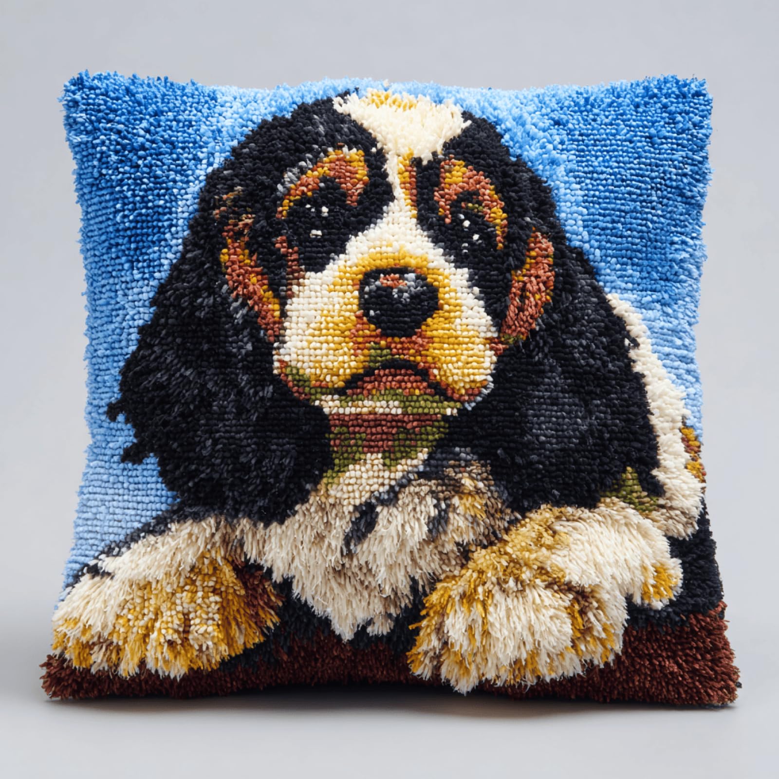 kitphoenix DIY Latch Hook Cushion Kit 43x43 cm,Cocker Spaniel,Cushion Making Kit with Pre-Cut Yarn,Printed Canvas,Crochet Hook & Instructions,Embroidery Craft Kit for Beginners & Adults