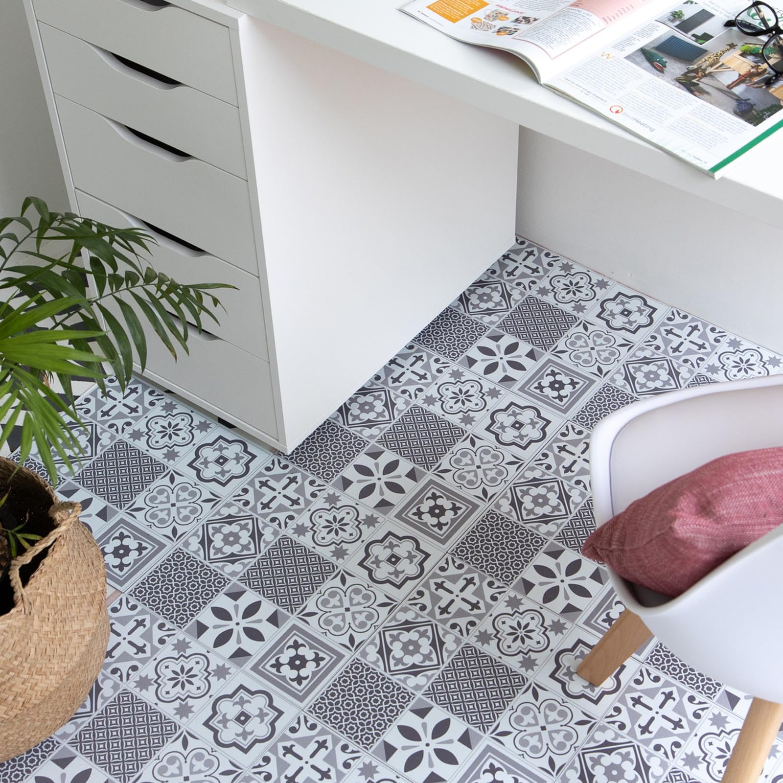 DecoMeister Baldosas Adhesivas 30,5x30,5 cm - Losetas Vinílicas Autoadhesivas para Cocina, Baño - Azulejos PVC Impermeable - Suelo Vinílico Decorativo Grosor 1,2 mm - Muster oriental, 2m², 22 piezas