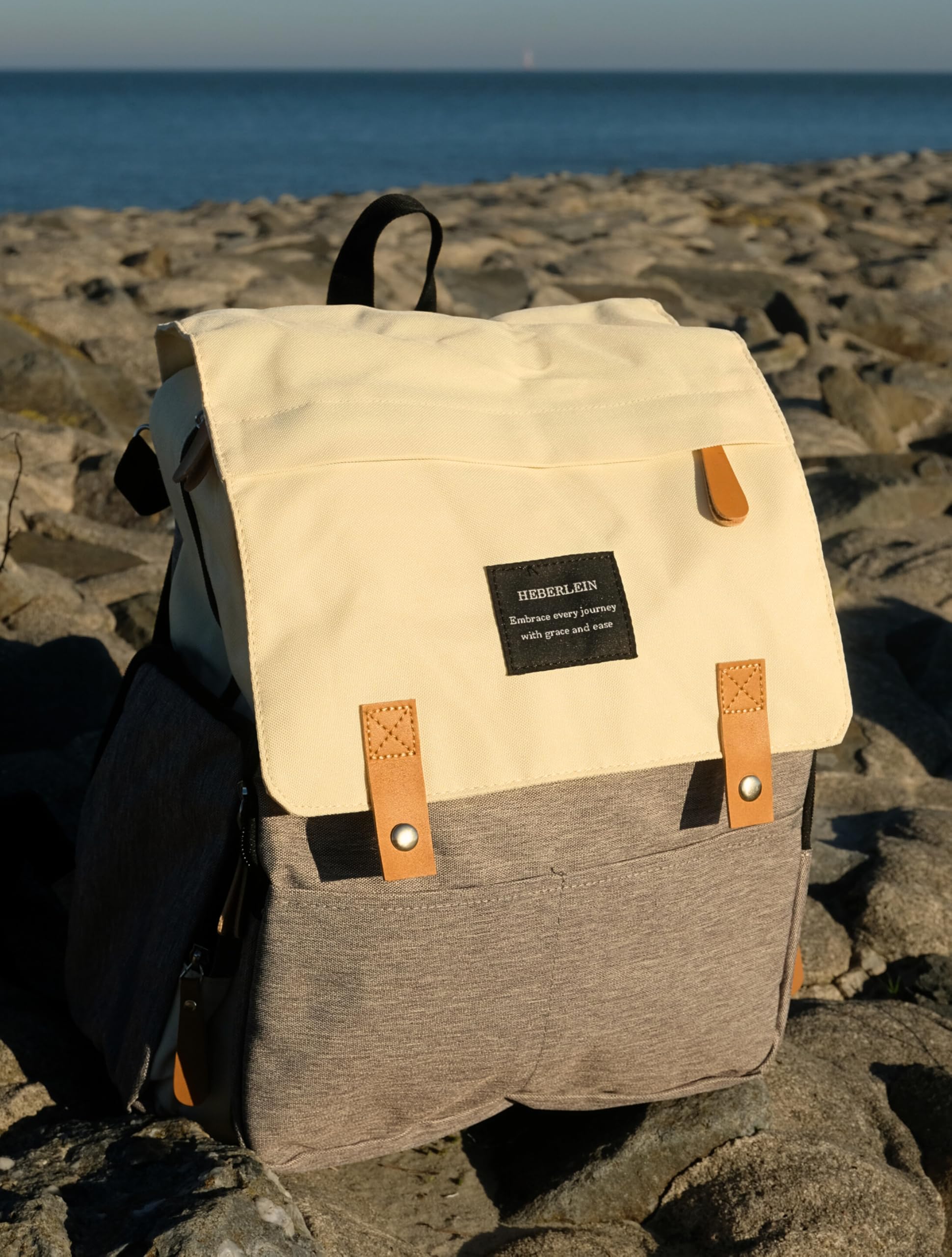 Heberlein Prestige Baby Wickelrucksack - große Wickeltasche für Mama & Papa, wasserabweisend mit vielen Fächern & isolierten Taschen, inkl. Wickelauflage & Kinderwagenbefestigung - ideal für unterwegs