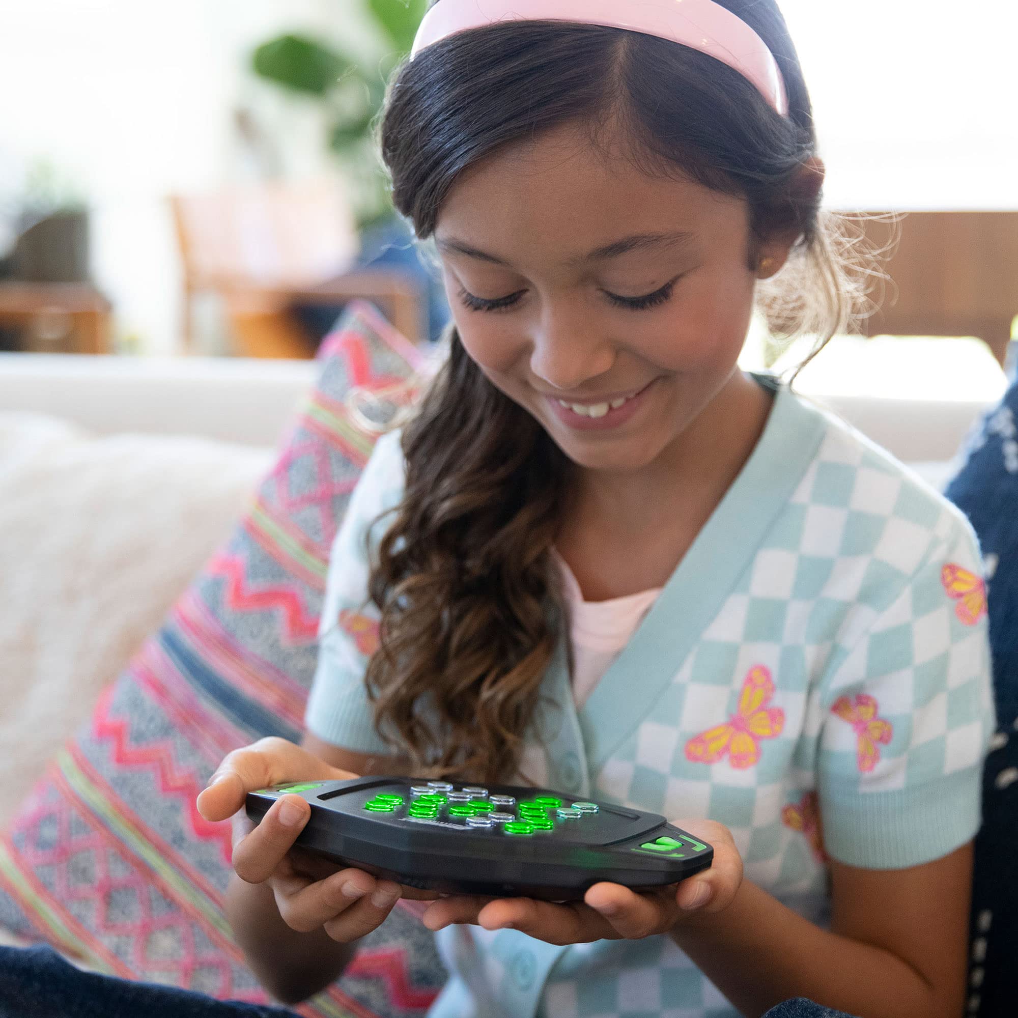 Learning Resources BrainBolt Genius – Elektronisches Gedächtnisspiel mit Lichtsequenzen – Intelligenzspiel für Kinder ab 7 Jahren Tragbar & Lautlos