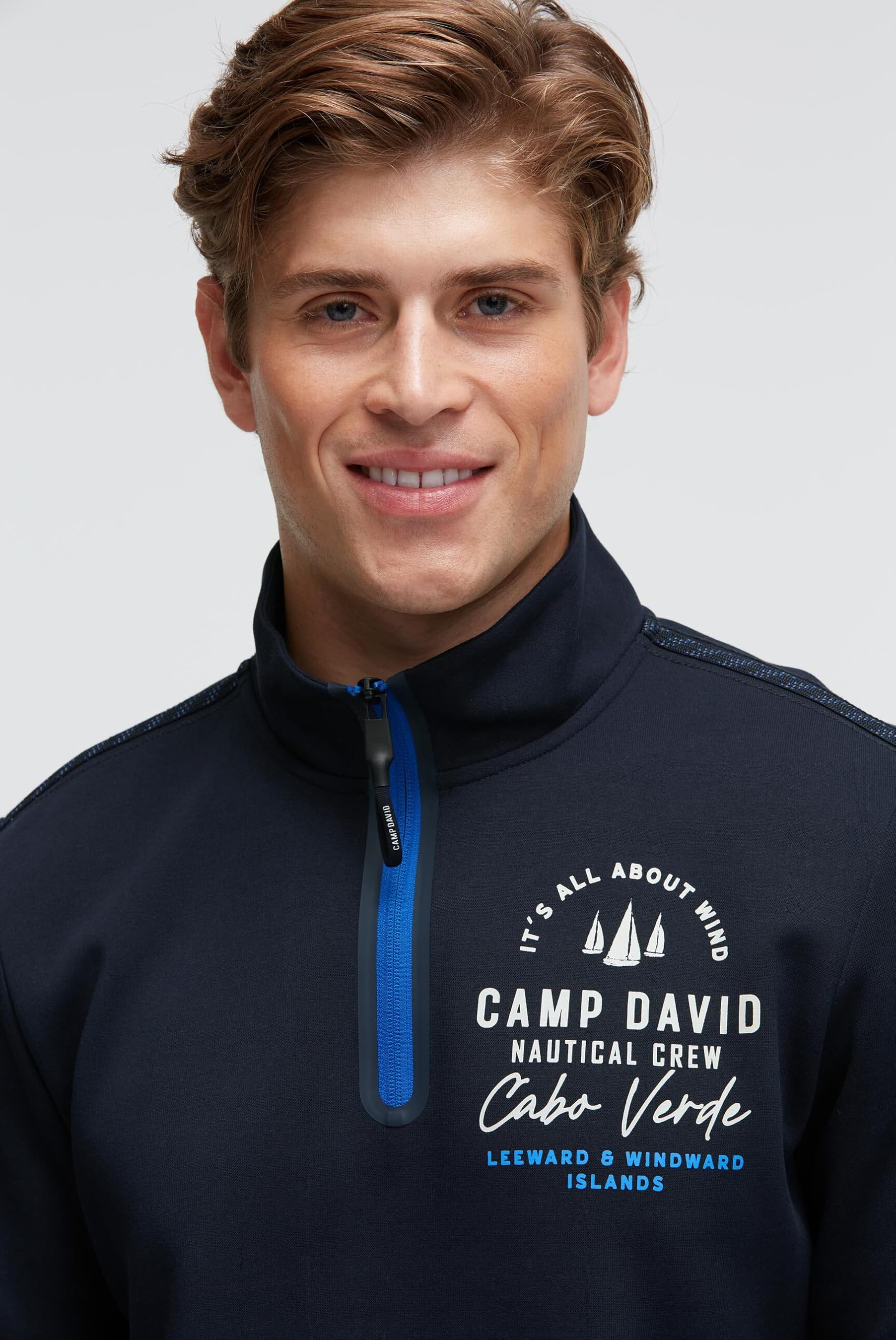 Camp David Herren Troyer-Sweatshirt aus Interlock mit Rücken-Artwork
