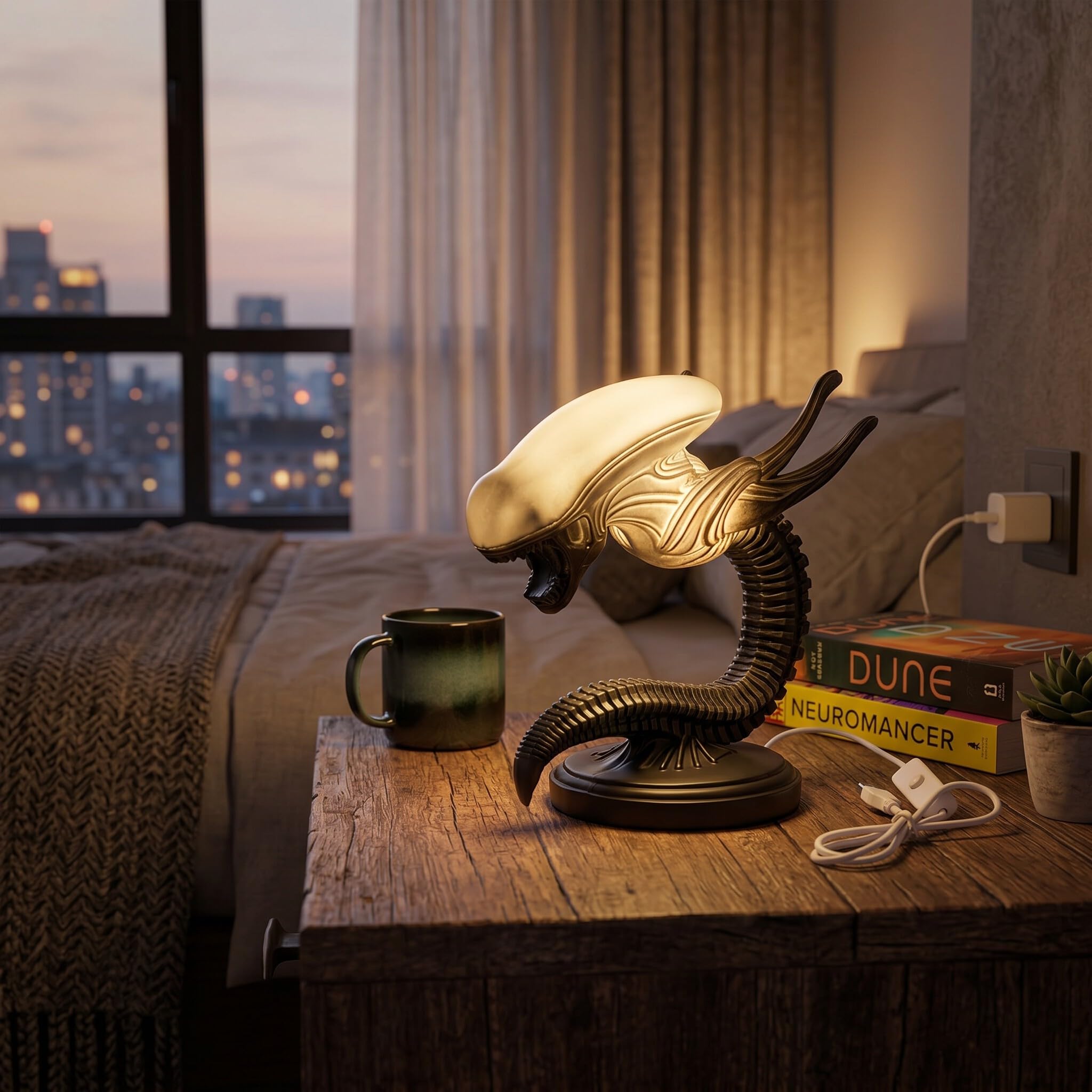 Lampada da Scrivania, Luce Notturna Aliena LED in Resina Idea Unica, Luce Notturna per Appassionati Film Horror Fantascienza, Lampada Decorativa per Camera da Letto Ufficio e Regalo Originale