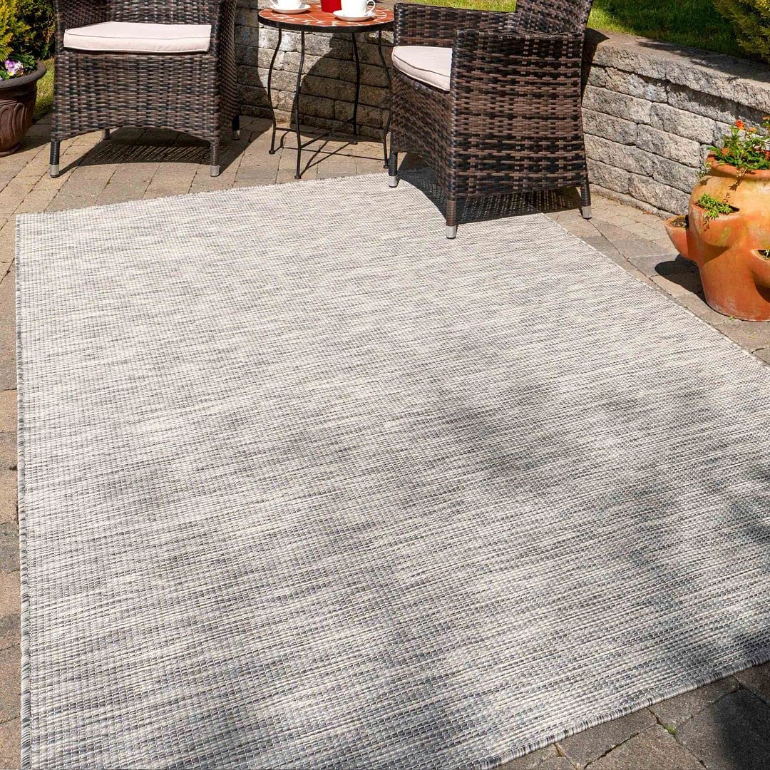 Durable Outdoor Flatweave Patio Garden Rug Silver Grey Plastic Weather Resistant Textured Picnic Area Rugs 157cm x 230cm