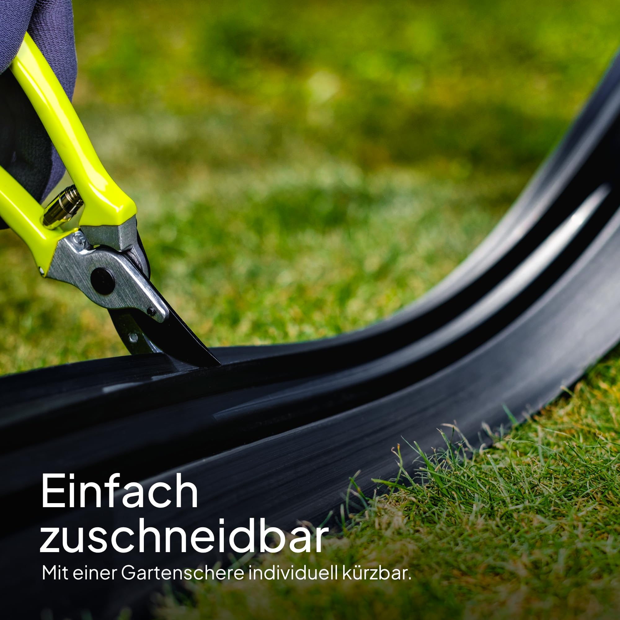 Flexible Rasenkante Kunststoff (20 m, schwarz) - Robustes Stay-in-Place Design - Sehr Gut zu Verarbeiten, Min. 30 Jahre Lebensdauer, Unsichtbar - Beeteinfassung aus 100% recyceltem Plastik