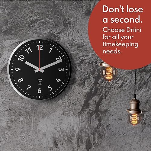 Miniatura 7 de Driini Reloj de pared atómico analógico, autoajustable y funciona con pilas, marco de metal plateado cepillado de 12 pulgadas con cara negra,