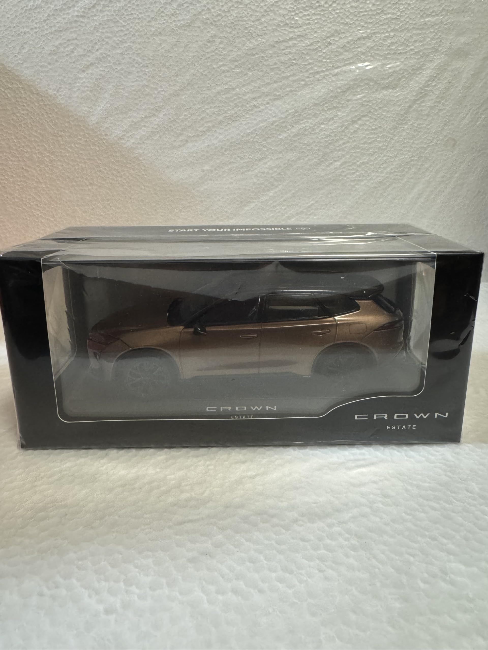 非売品 クラウン エステート PHEV ミニカー 1/30スケール 2トーン 楽天市場】トヨタ特注 1/30 新型 クラウン エステート PHEV