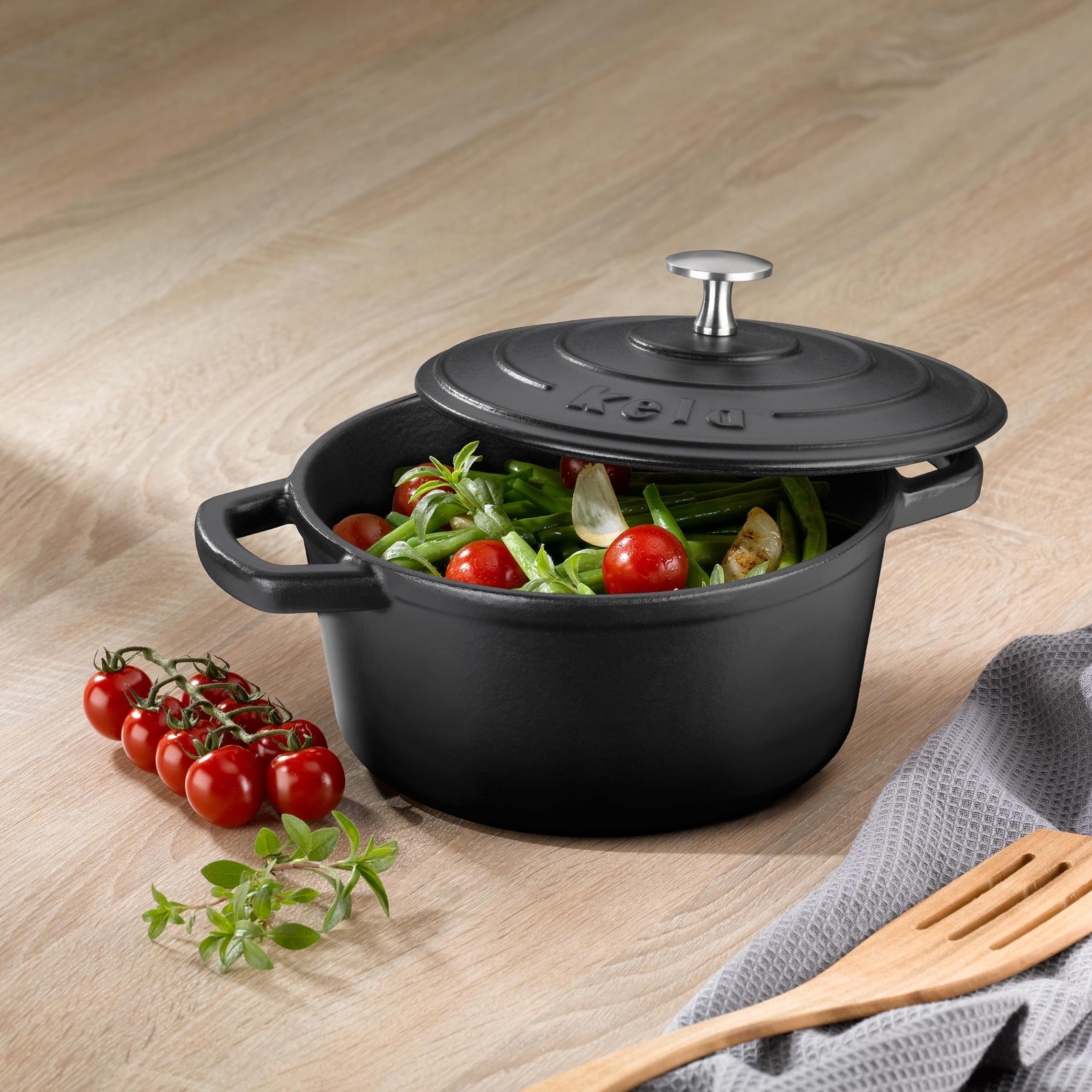 kela Bräter Gusseisen rund 3,8 Liter, Dutch Oven CALIDO, Induktion Gussbräter mit Deckel, Gusseisen Topf Brot backen, emailliert, schwarz