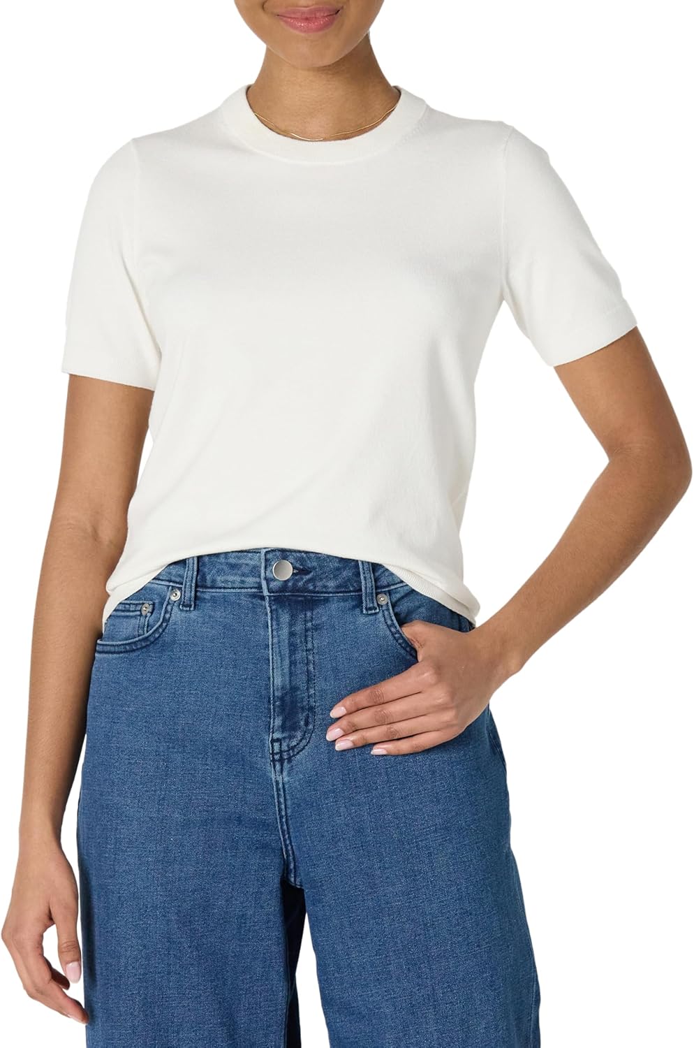 Amazon Essentials Women's Regular-Fit Short Sleeve Pullover Sweater Top